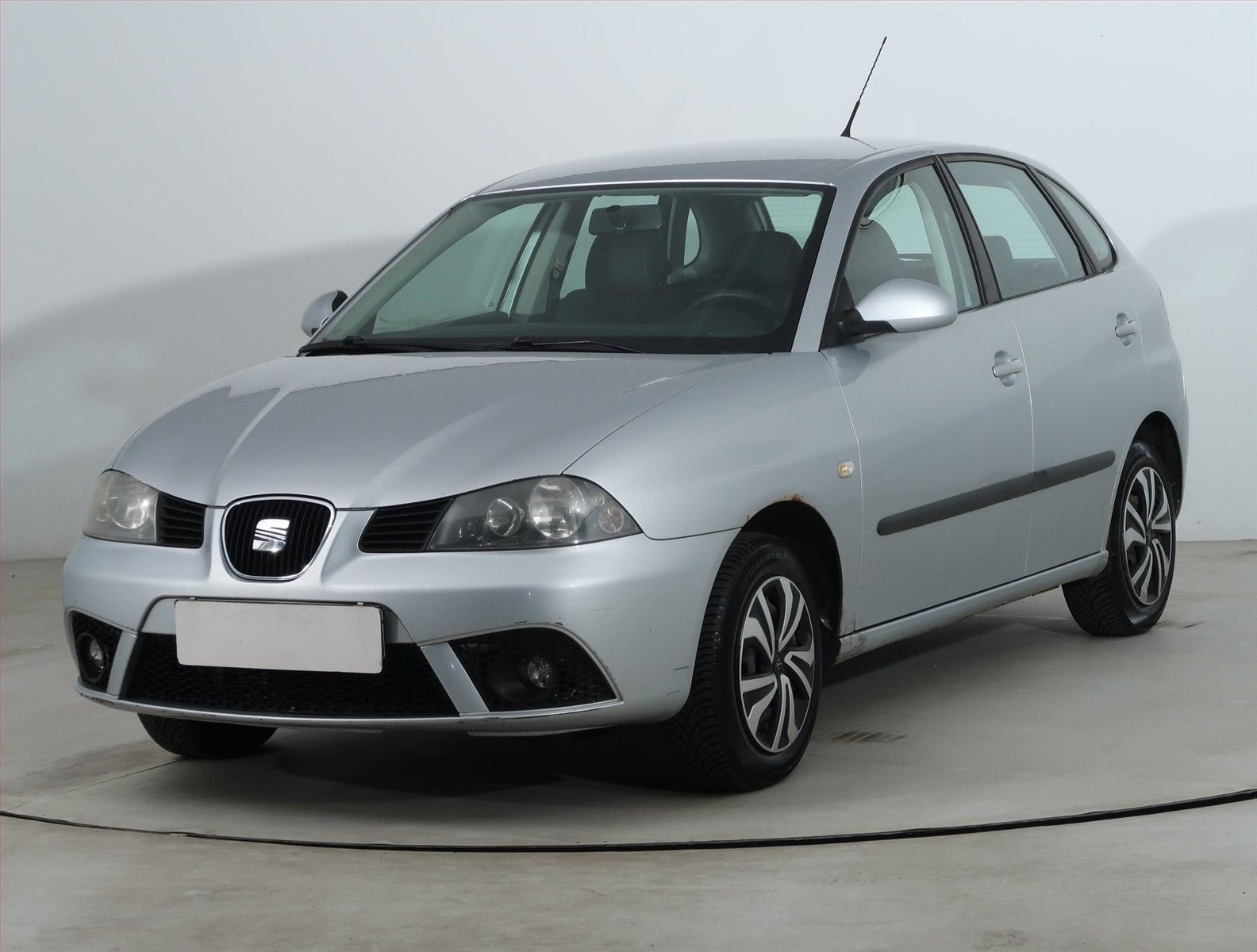 Seat Ibiza, 1.4 16V, po STK, Tažné - fotka 2
