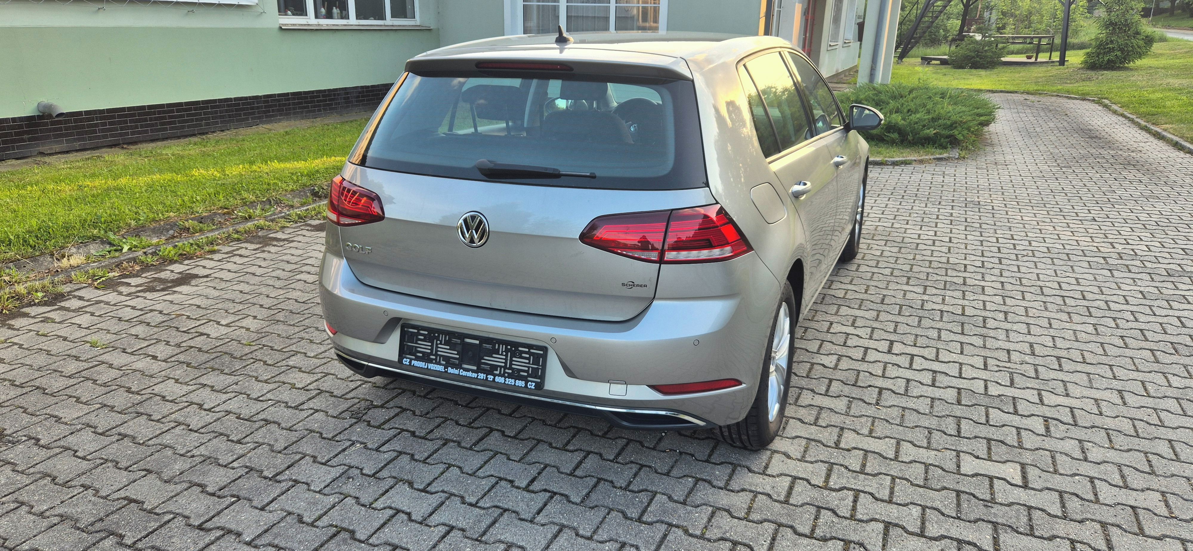 Volkswagen Golf - fotka 2
