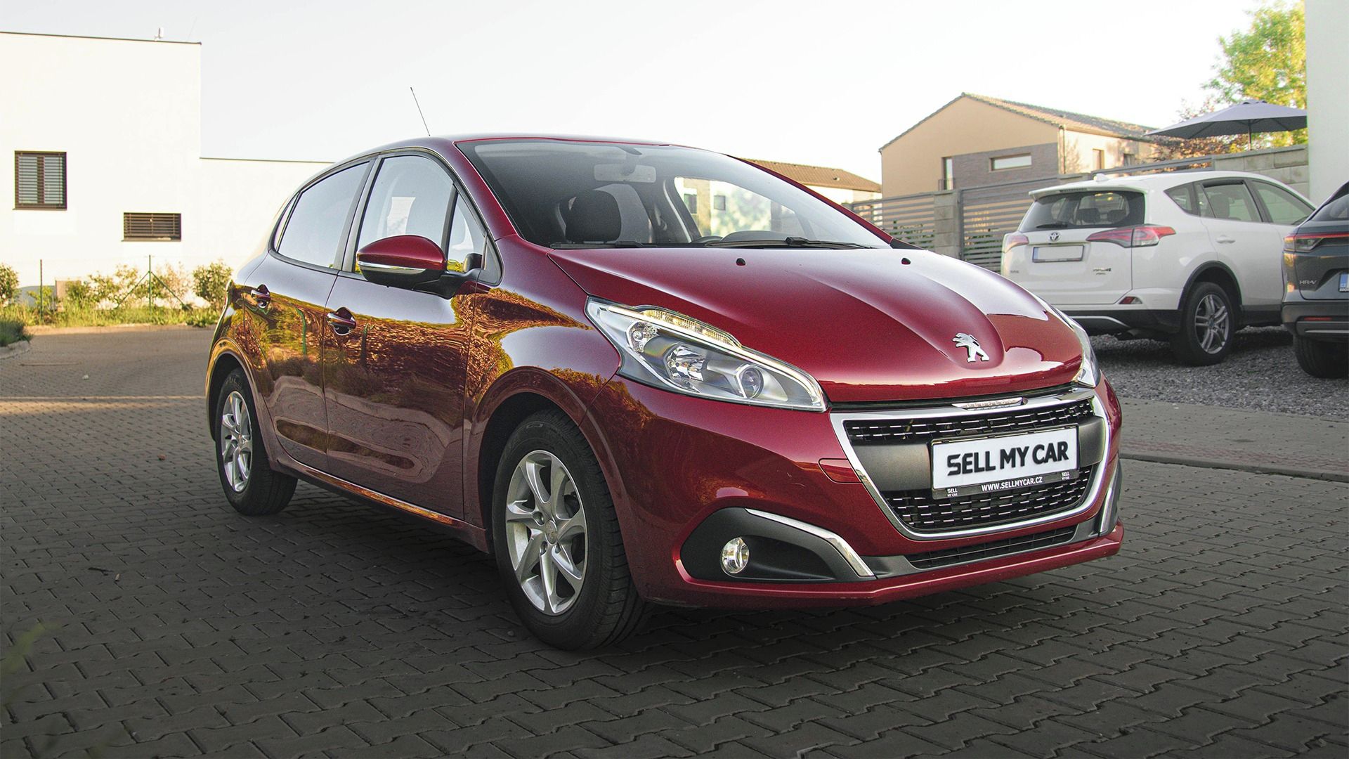 Peugeot 208, 1,2/60kW ČR 2.maj Automat - fotka 3