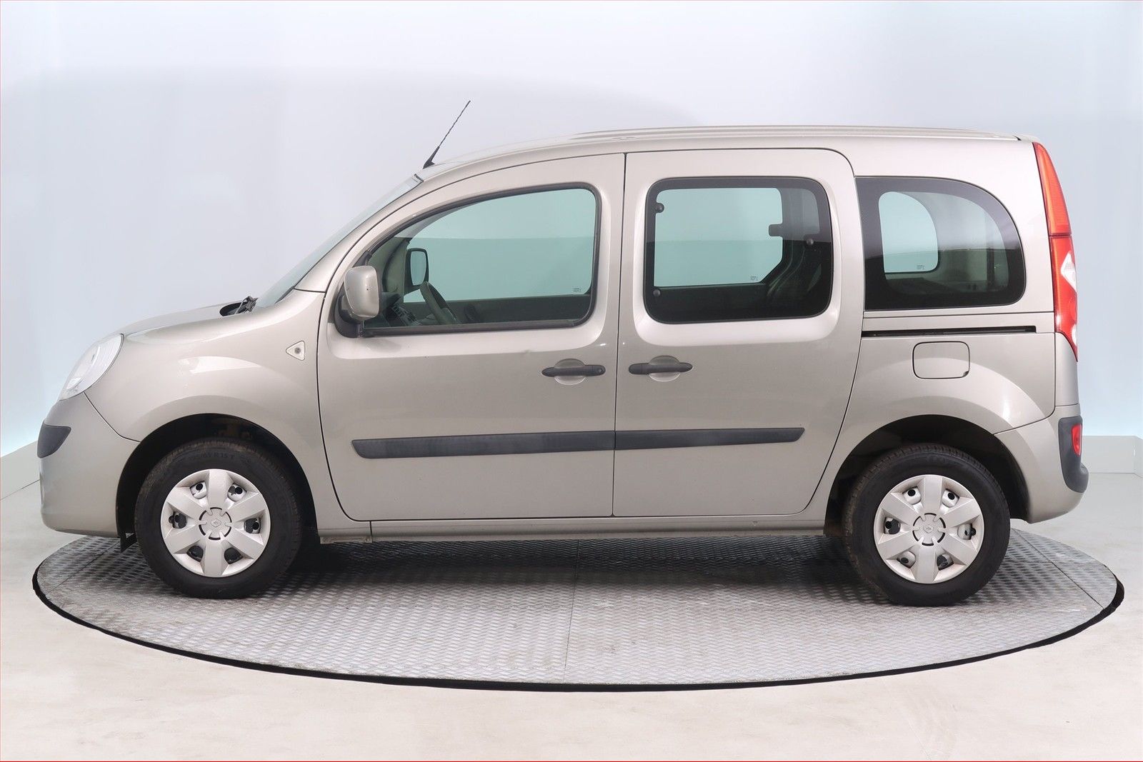 Renault Kangoo, 1.6, 5Míst, Klima - fotka 3
