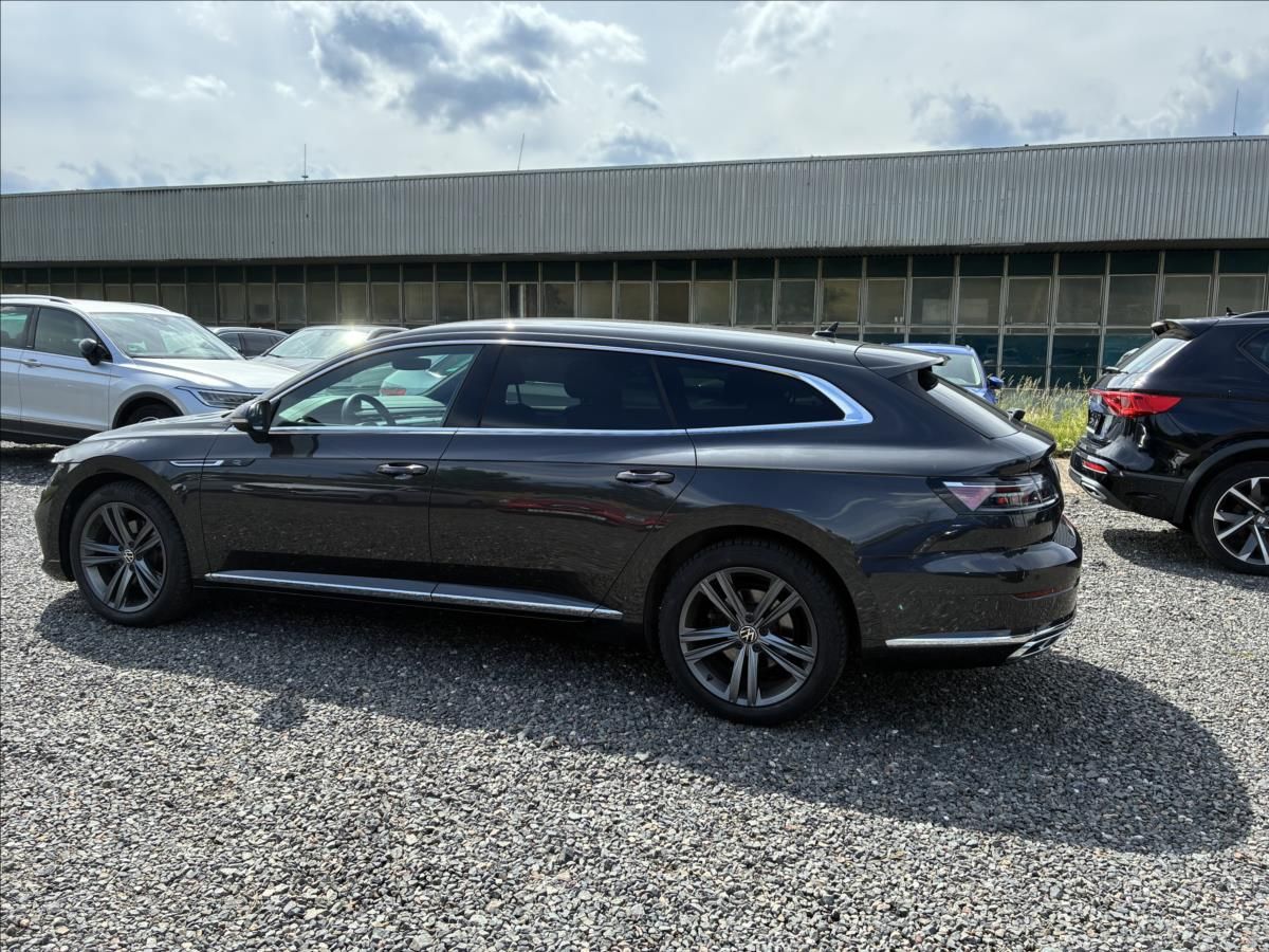 Volkswagen Arteon, 2,0 TAŽNÉ,IQ.LIGHT,PANORAMA - fotka 3