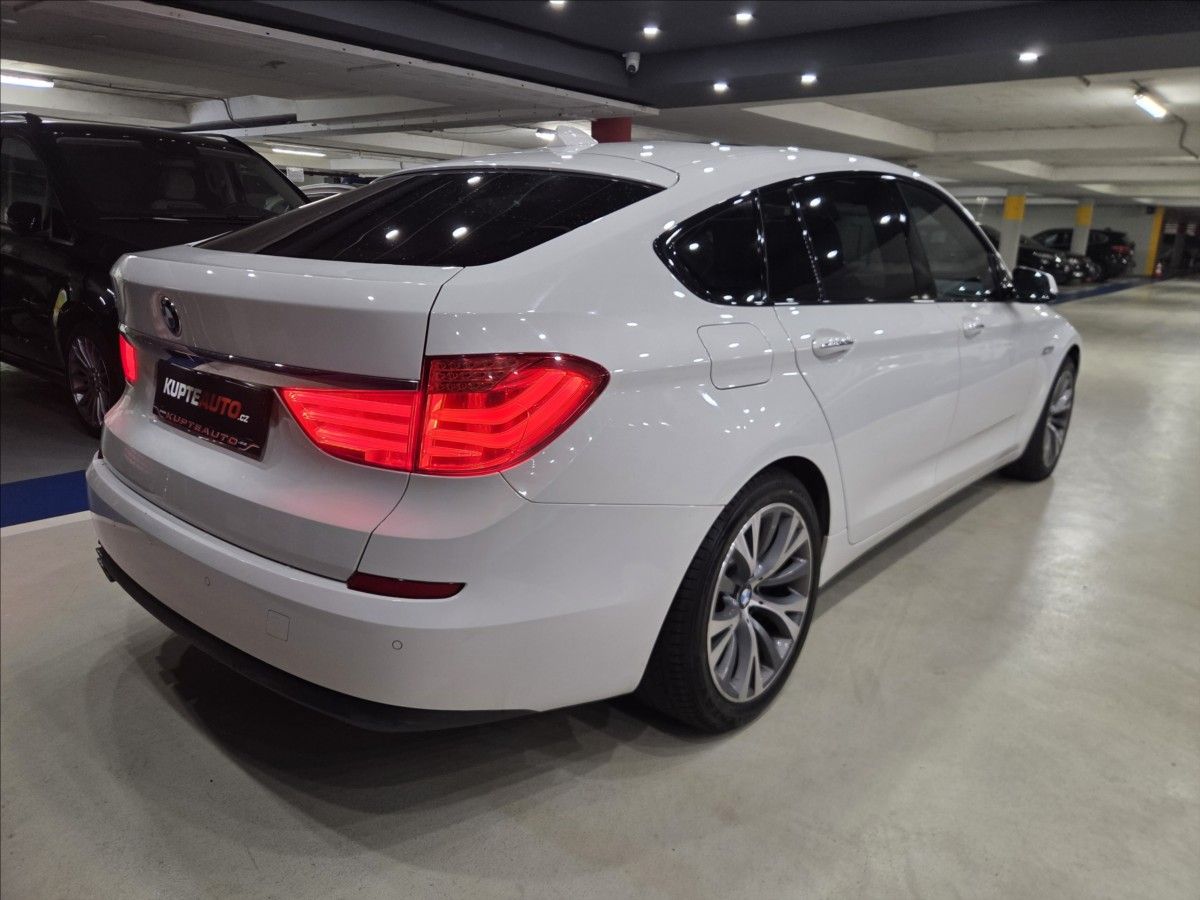 BMW Řada 5, 3,0 d  - GT  4x4 GRAND TURISMO - fotka 3