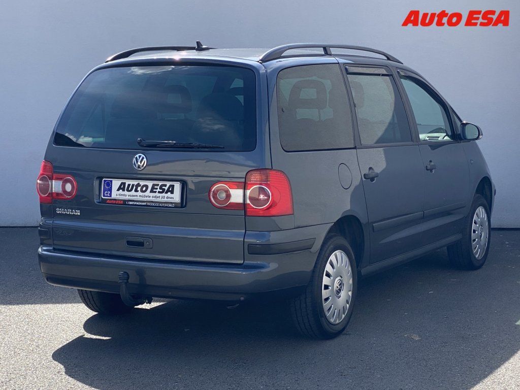 Volkswagen Sharan, 2.0i - fotka 4