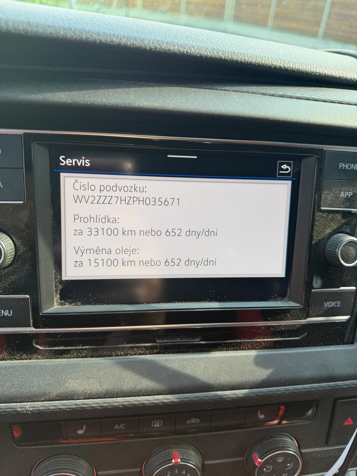 Volkswagen Transporter, 110kw,Long,8 míst,tažné... - fotka 5