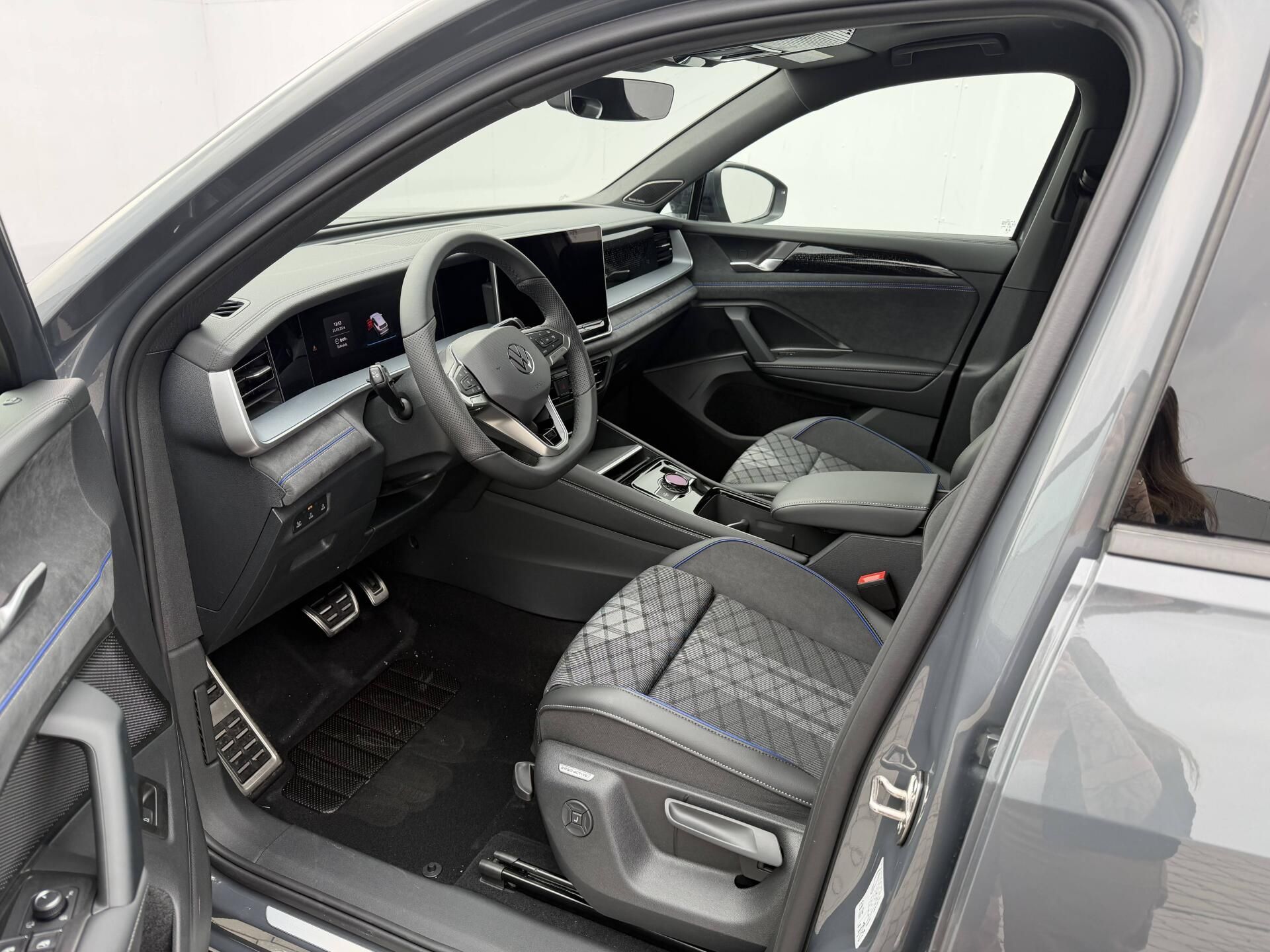 Volkswagen Tayron, R-Line People 7DSG 4 2,0TSi - fotka 5