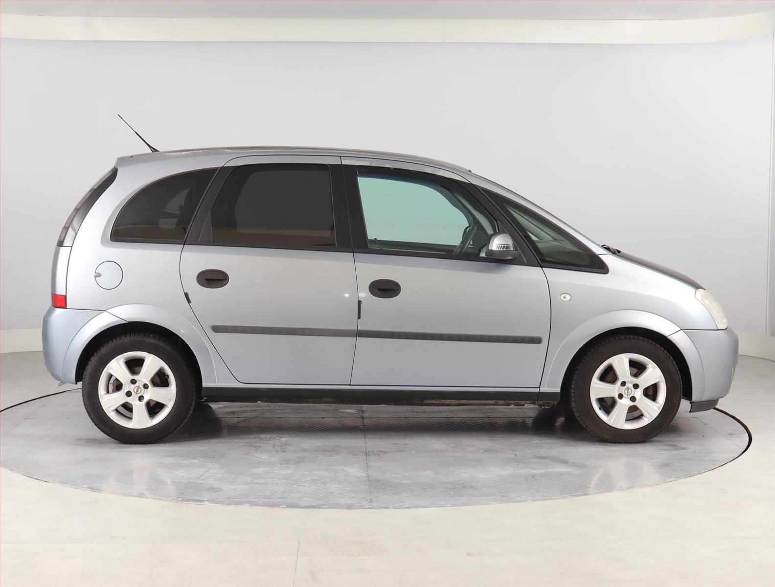 Opel Meriva, 1.4 16V Twinport, Klima - fotka 6
