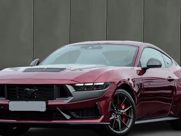 Dark Horse 5.0 V8*MANUAL