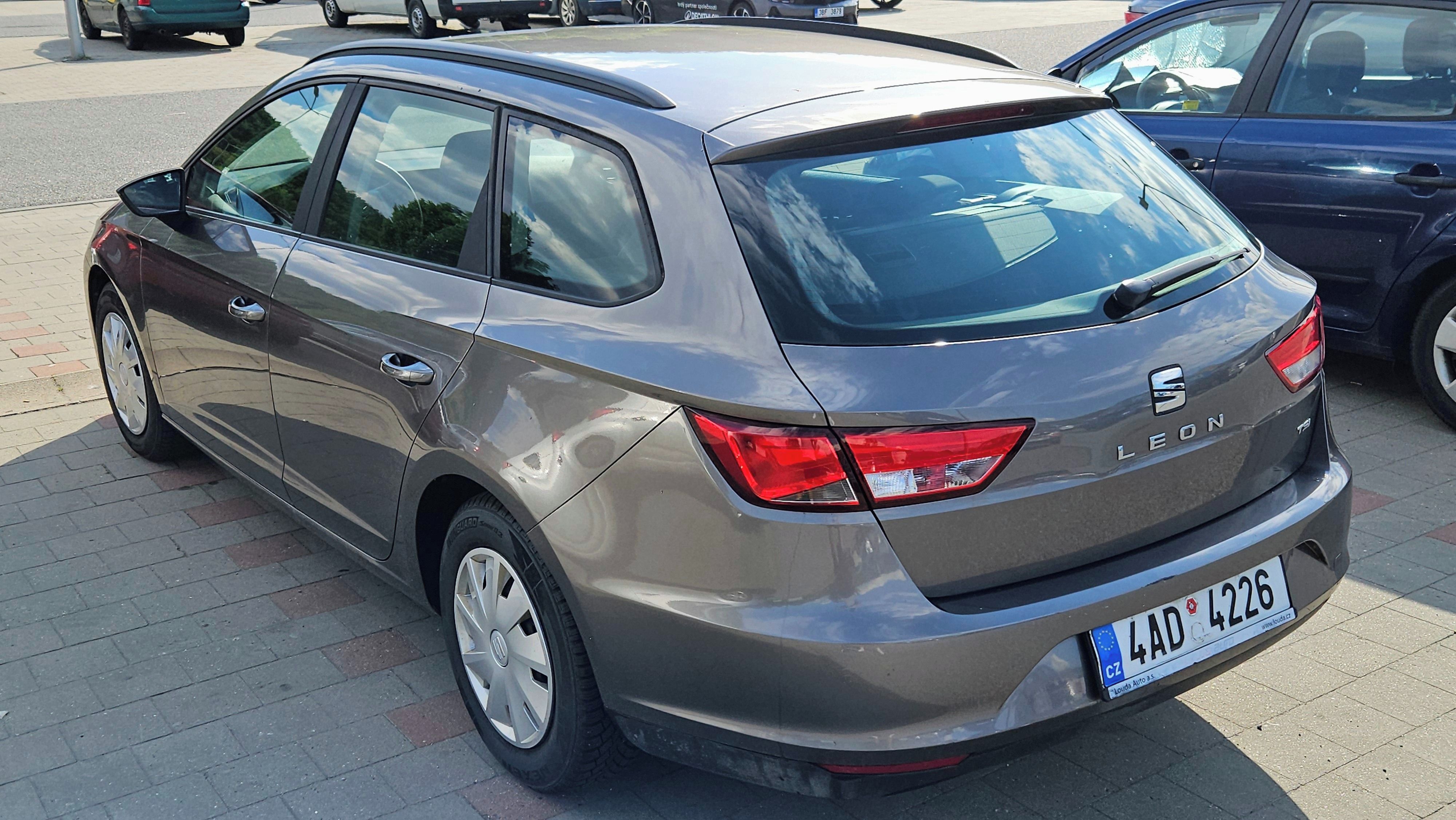 Seat Leon, Seat Leon kombi, 1.2 TSI, 77kW - fotka 3