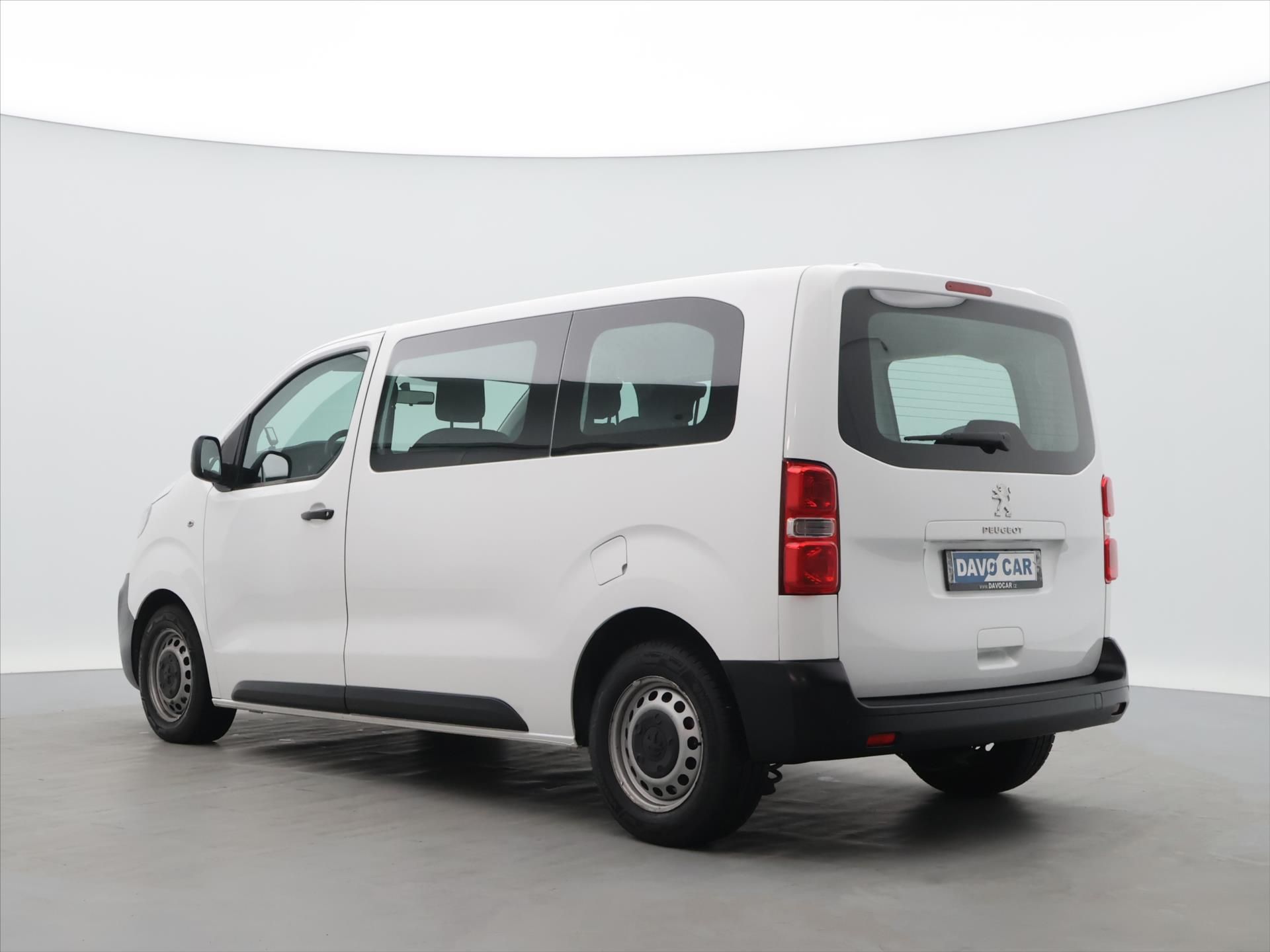 Peugeot Traveller, 2.0 BlueHDI 110kW 8-Míst L2 - fotka 5