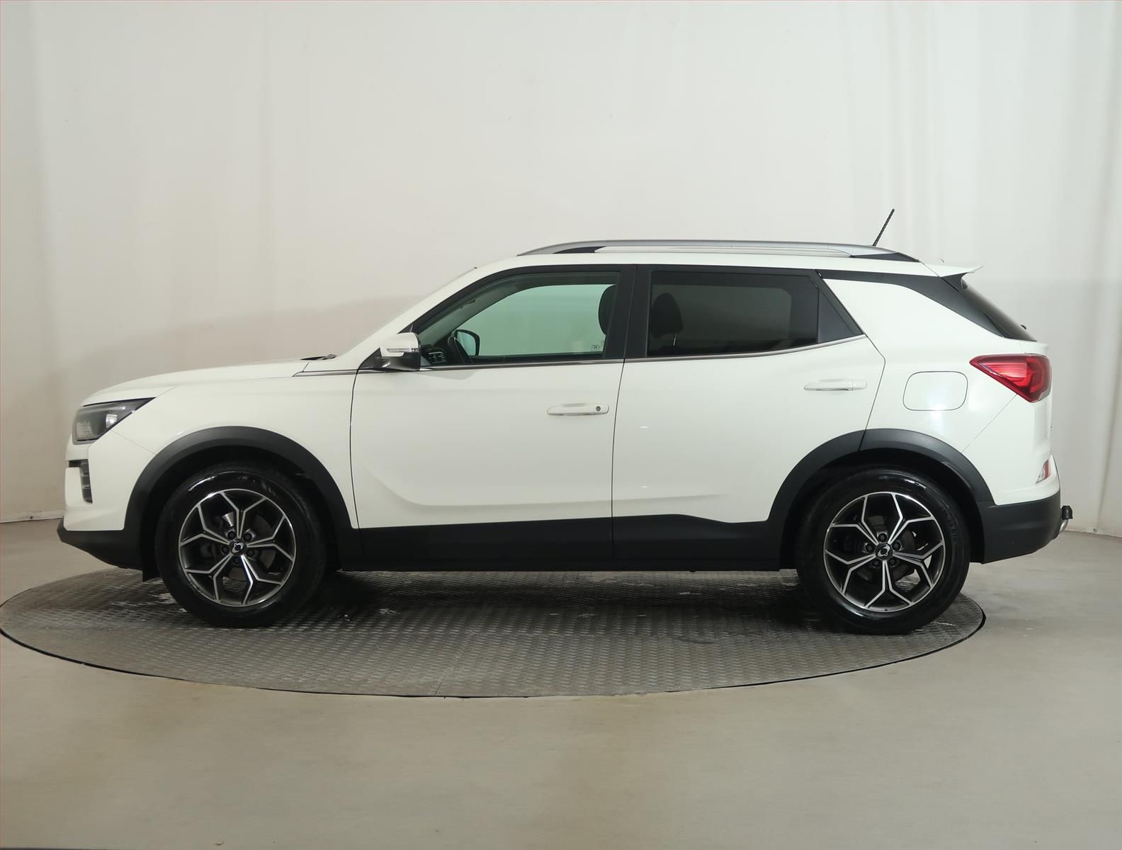 SsangYong Korando, 1.5 T-GDI, Style, Záruka - fotka 3