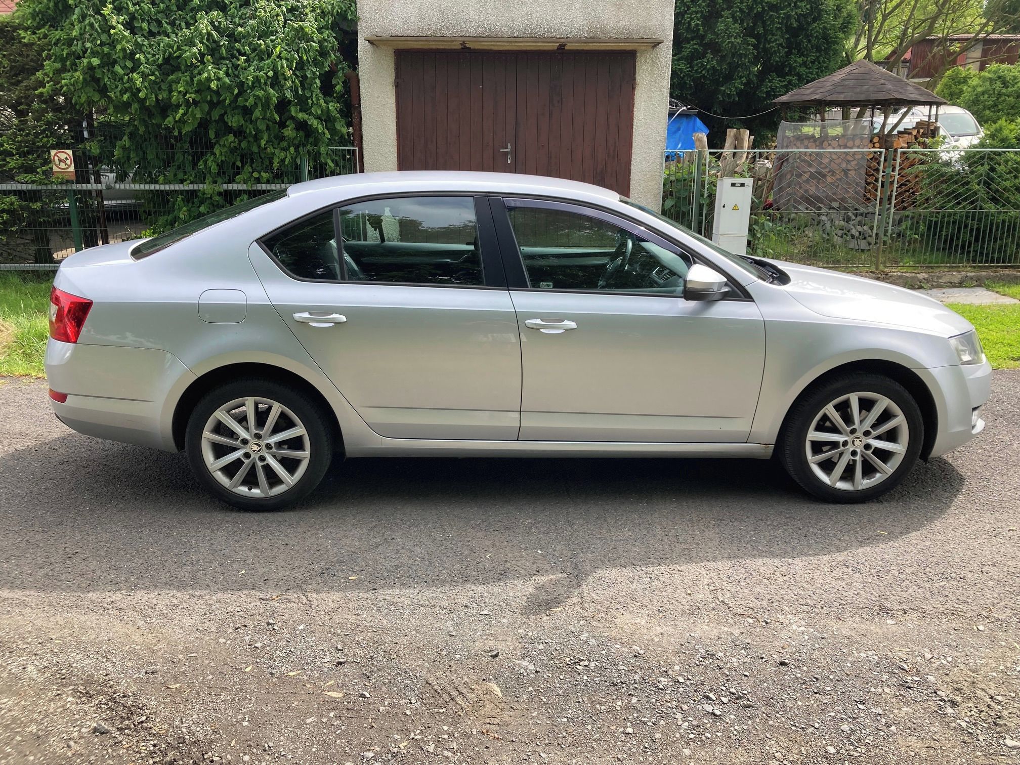 Škoda Octavia, 1.6TDI, Klima / Původ ČR - fotka 2