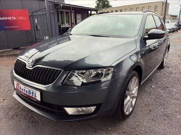 1,4 TSi 110kW JOY  Výhřevy,ALU