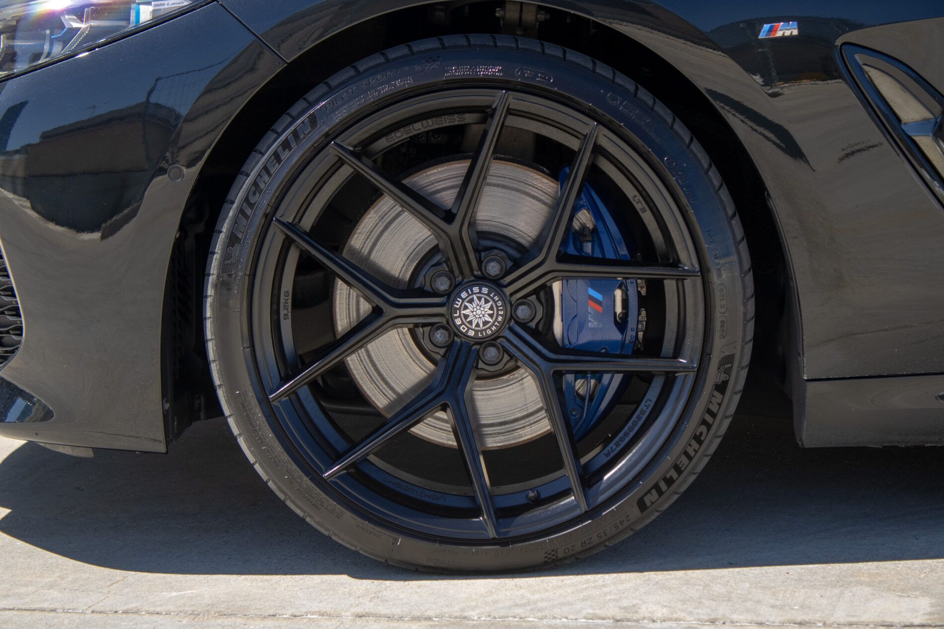 BMW, rad 8 - fotka 4
