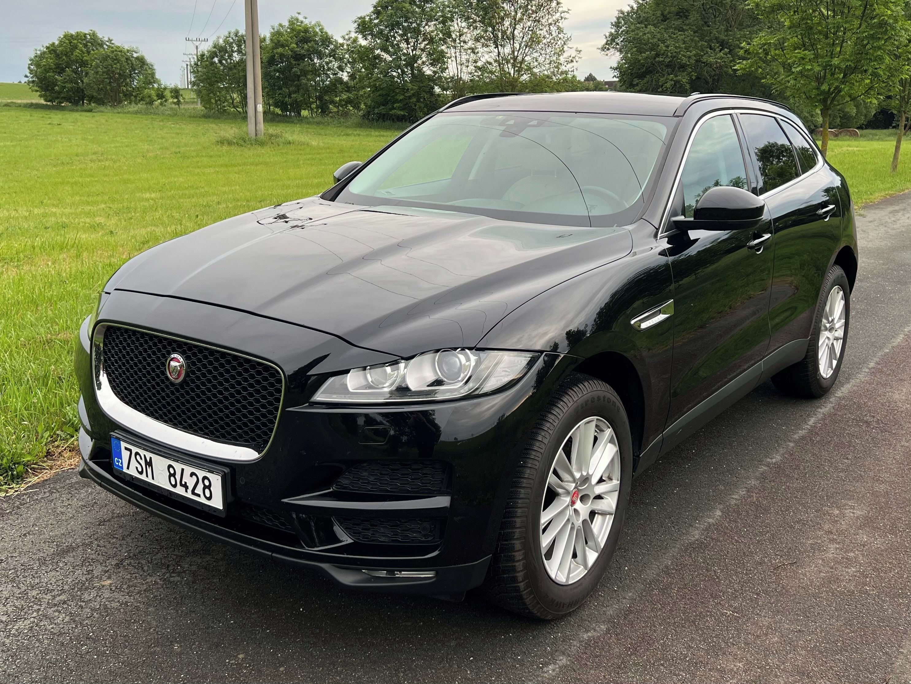 Jaguar F-Pace, 2.0D 2018 132 kW servis JAGUAR