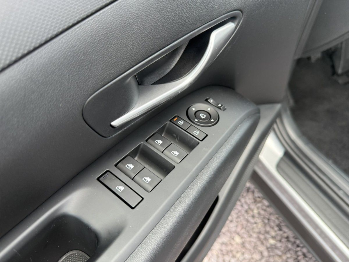 Hyundai Tucson, 1,6 T-GDI 110kW Go Czech - fotka 6