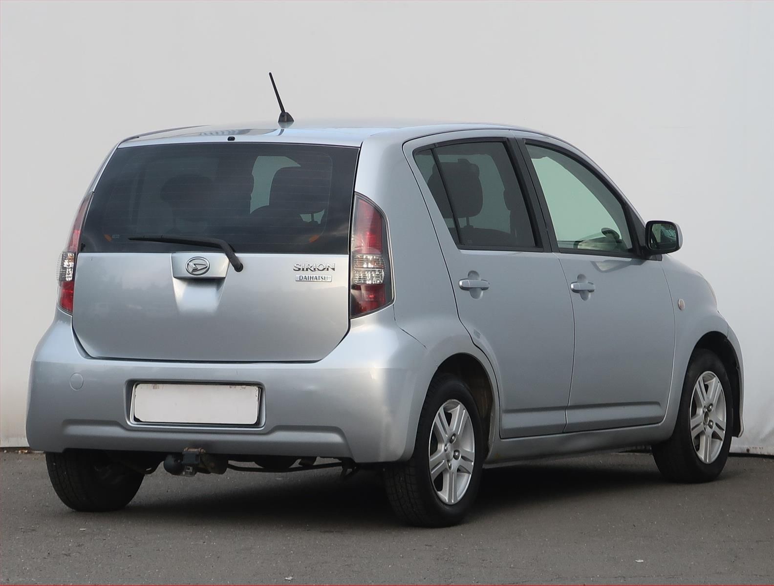 Daihatsu Sirion, 1.3, 4X4, Tažné, zamluveno - fotka 5