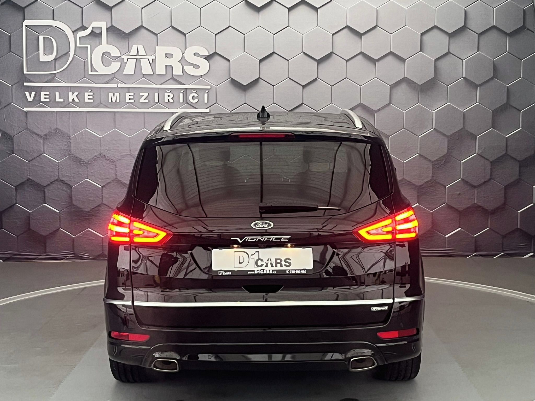 Ford S-MAX, 2.5 Duratec  FHEV VIGNALE - fotka 3