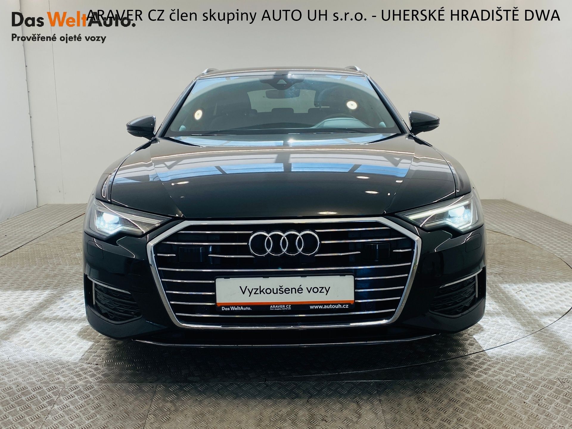 Audi A6, 40 TDI  Avant Sport - fotka 4