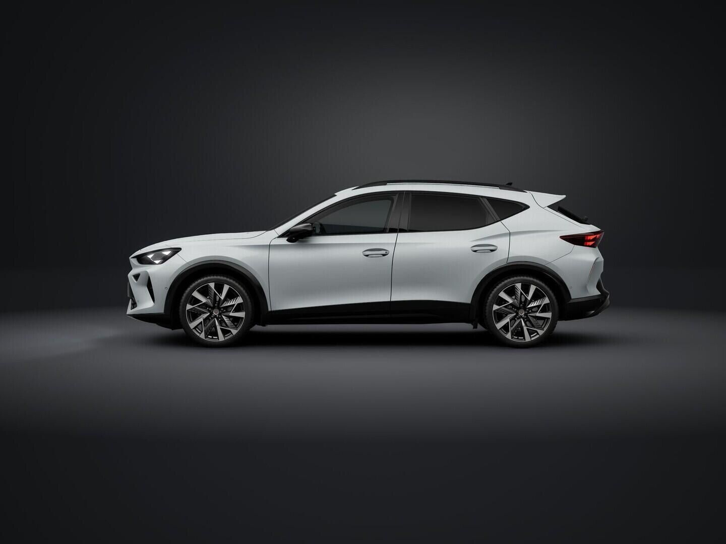 Cupra Formentor, 1,5 eTSI 110 kW - fotka 3