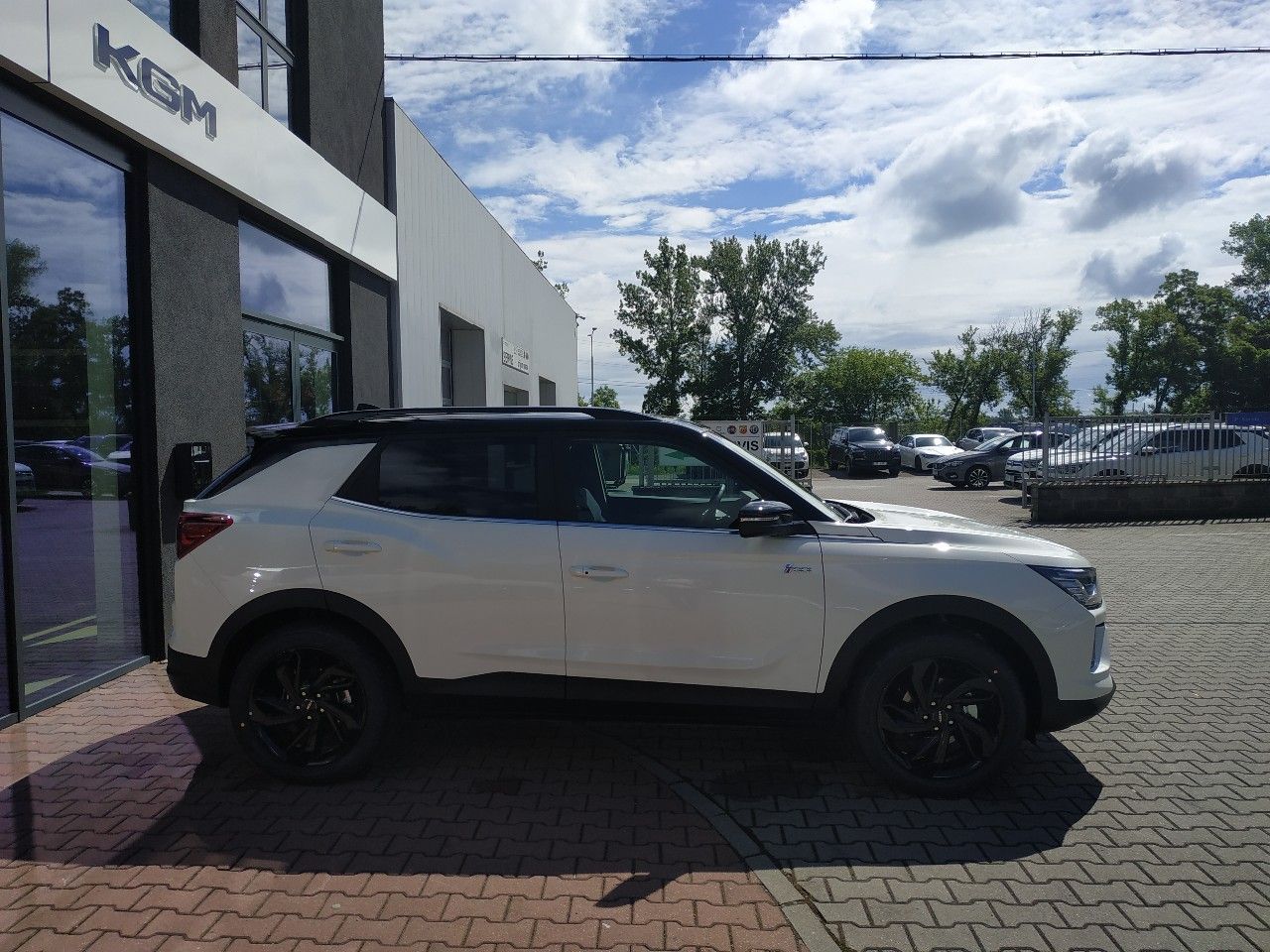 KGM Korando, 1.5T, Style+2WD,AT,SKLADEM - fotka 4