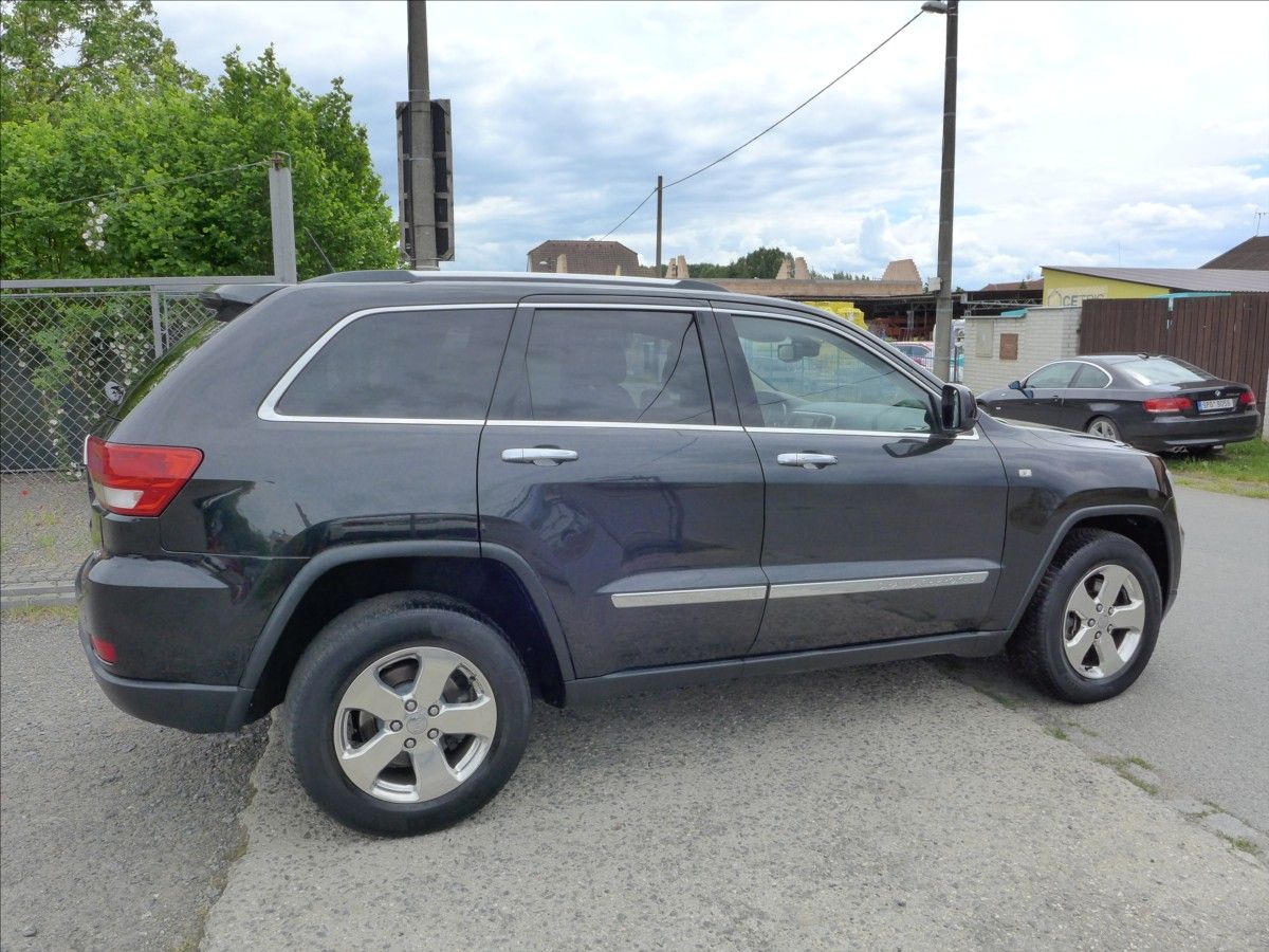 Jeep Grand Cherokee, 3,0 D  4X4 - LIMITED - fotka 5