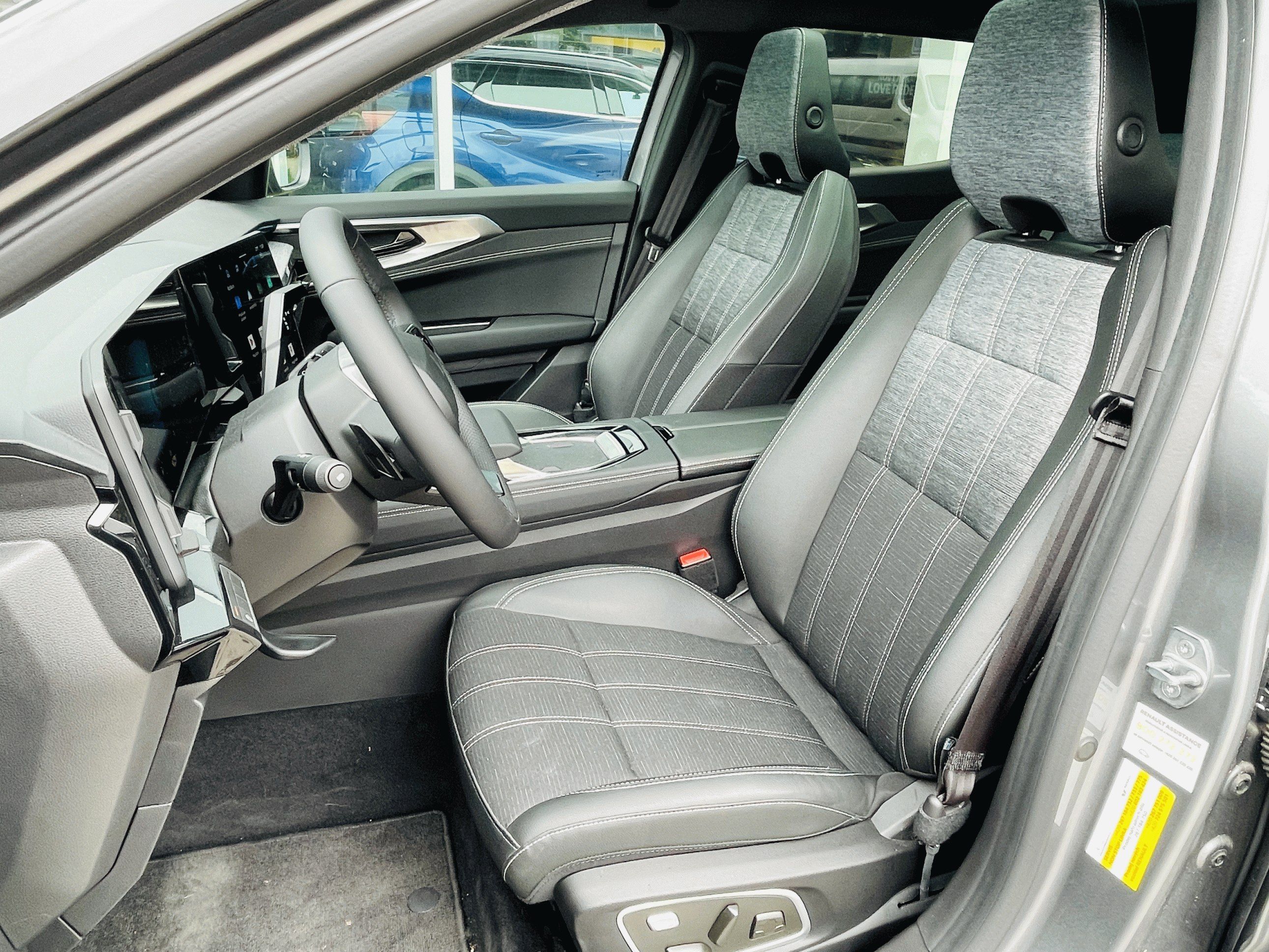 Renault Austral, mild hybrid 160 auto Techno - fotka 5