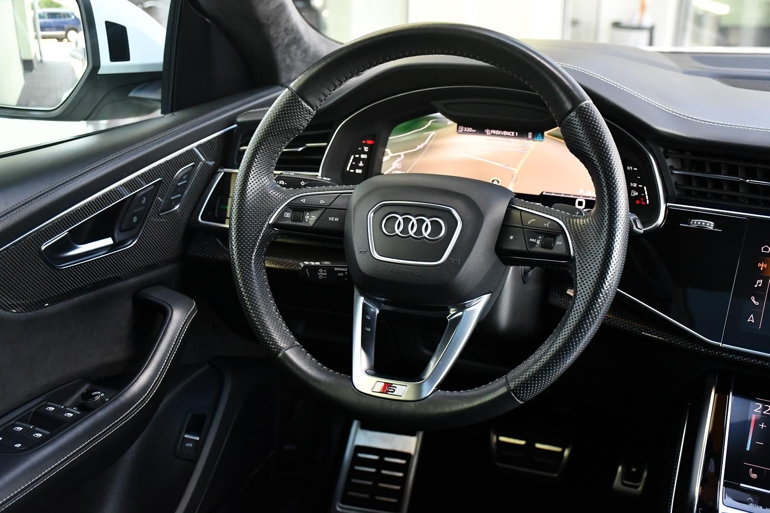 Audi SQ8, 4.0TDi V8 N.VISION B&O K360°ČR - fotka 6