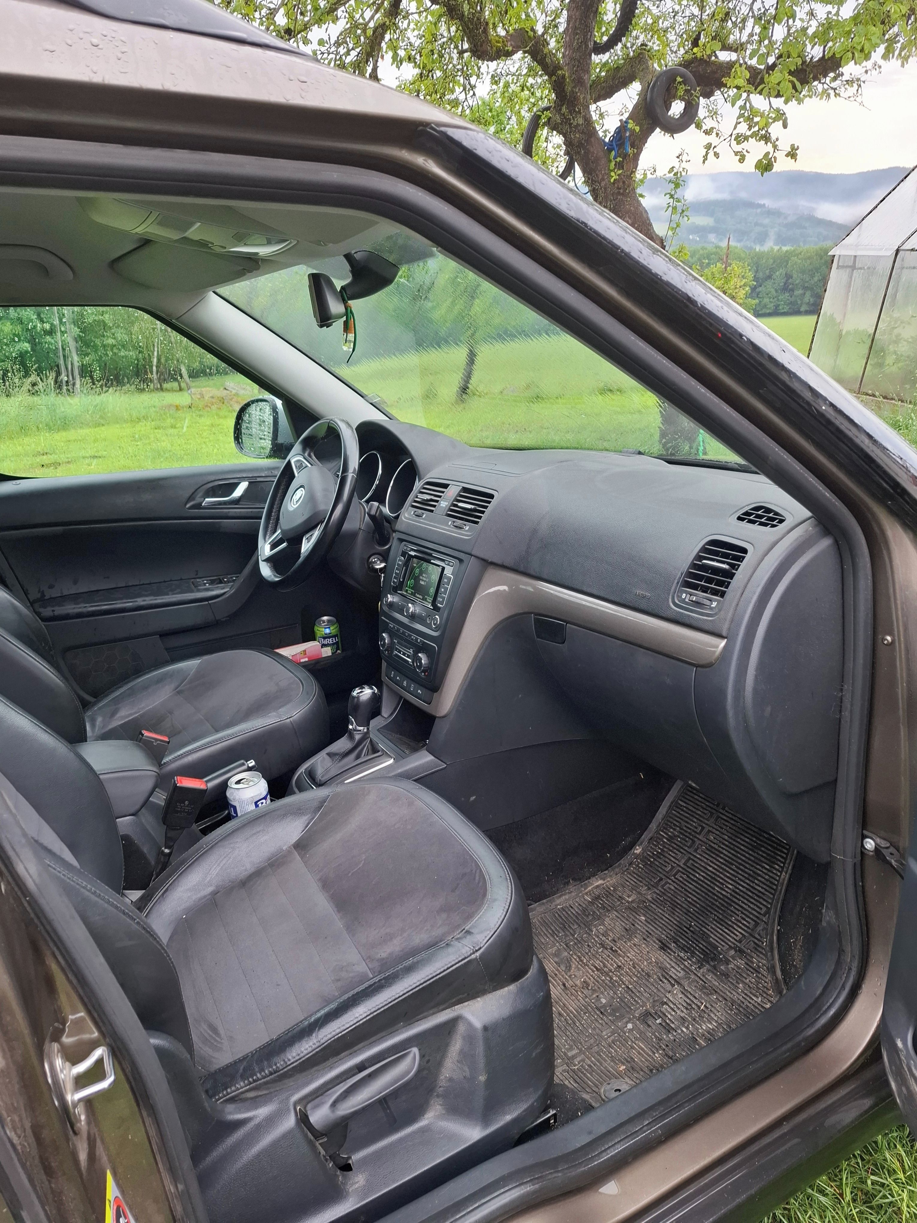 Škoda Yeti, 2.0 tdi, 103 kw, 4x4 DSG - fotka 4