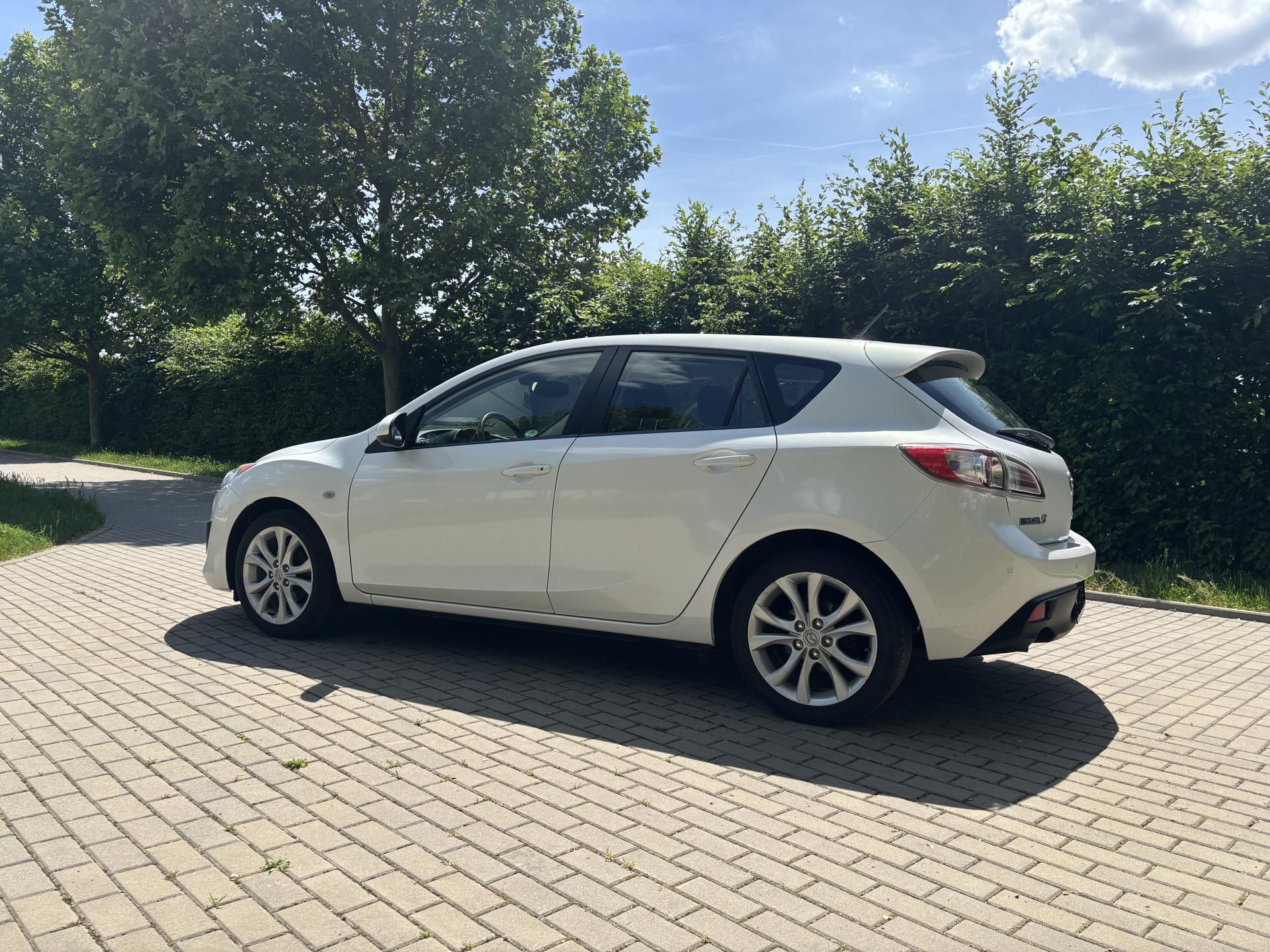 Mazda 3, 1.6 Active Plus - fotka 5