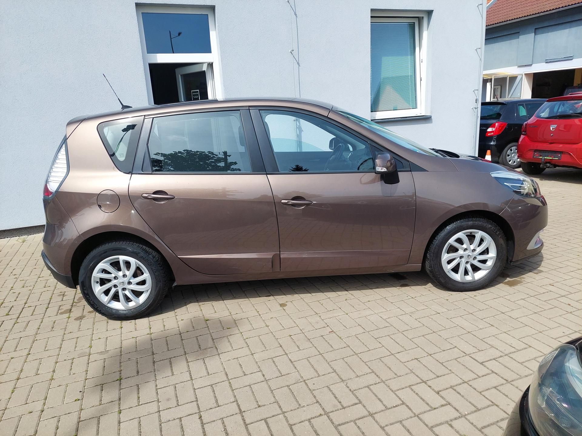 Renault Scénic, III. 1,5 dCi 81kW AUT. - fotka 5