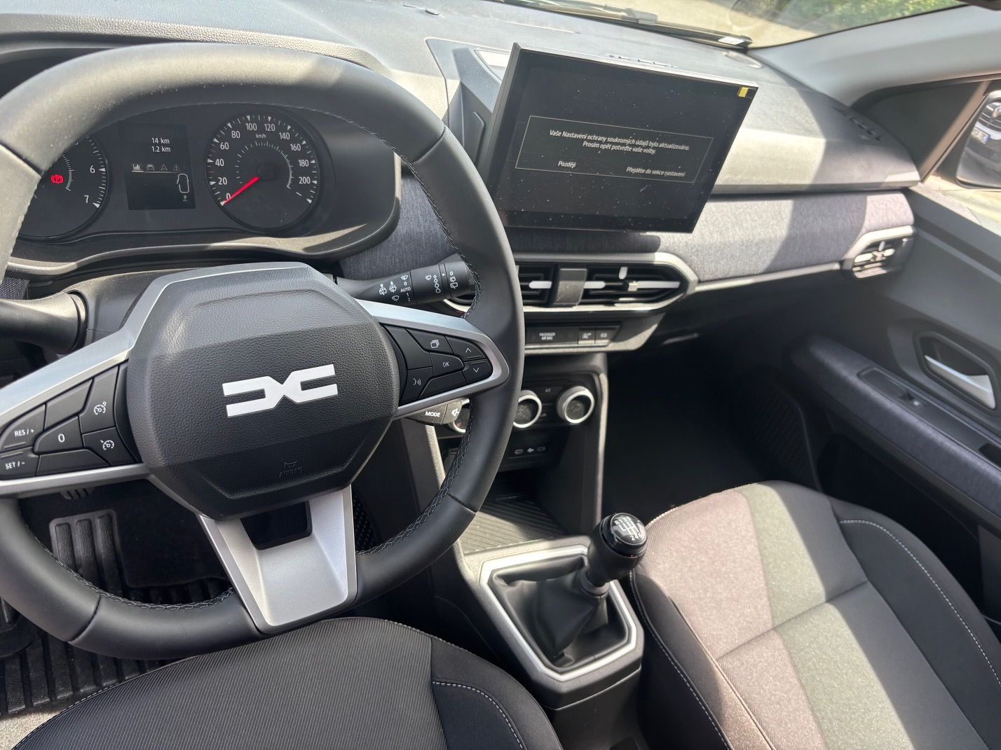 Dacia Jogger, Expression TCe 110 5 míst - fotka 6