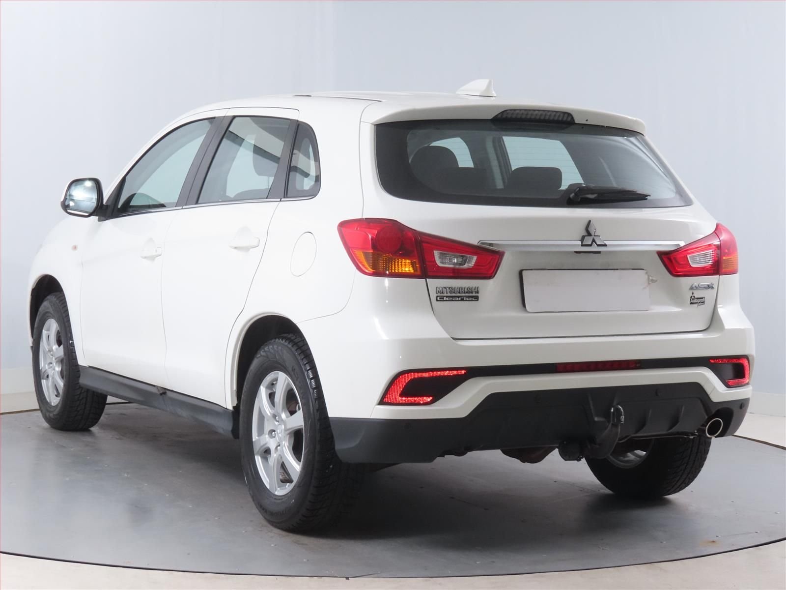 Mitsubishi ASX, 1.6 MIVEC, ČR,1.maj - fotka 4
