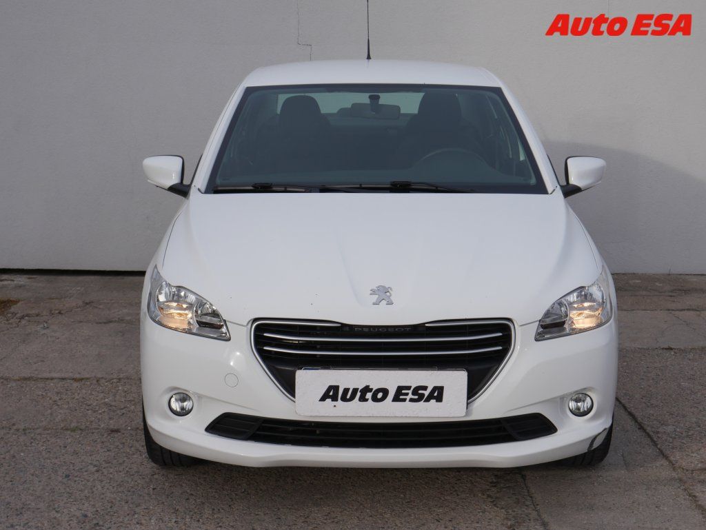 Peugeot 301, 1.6i,ČR - fotka 2