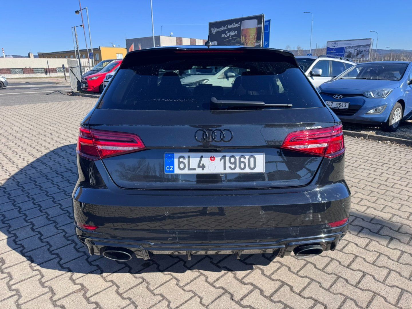 Audi RS3, 4X4 2,5 TFSI 400+ KONÍ KM - fotka 5