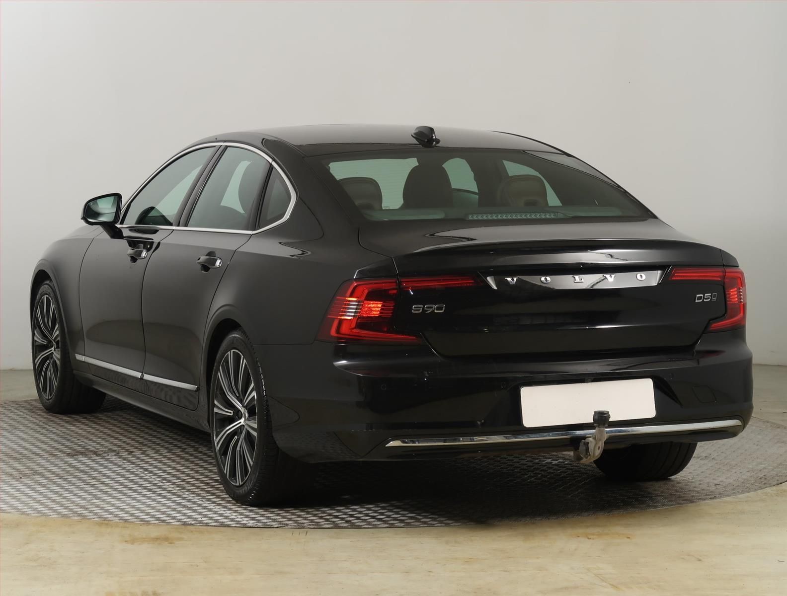 Volvo S90, D5 AWD, 4X4, Automat - fotka 4