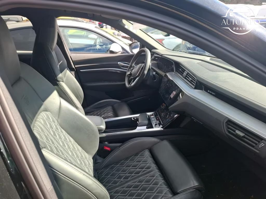 Audi SQ8, Sportback Pano*Matrix* - fotka 6