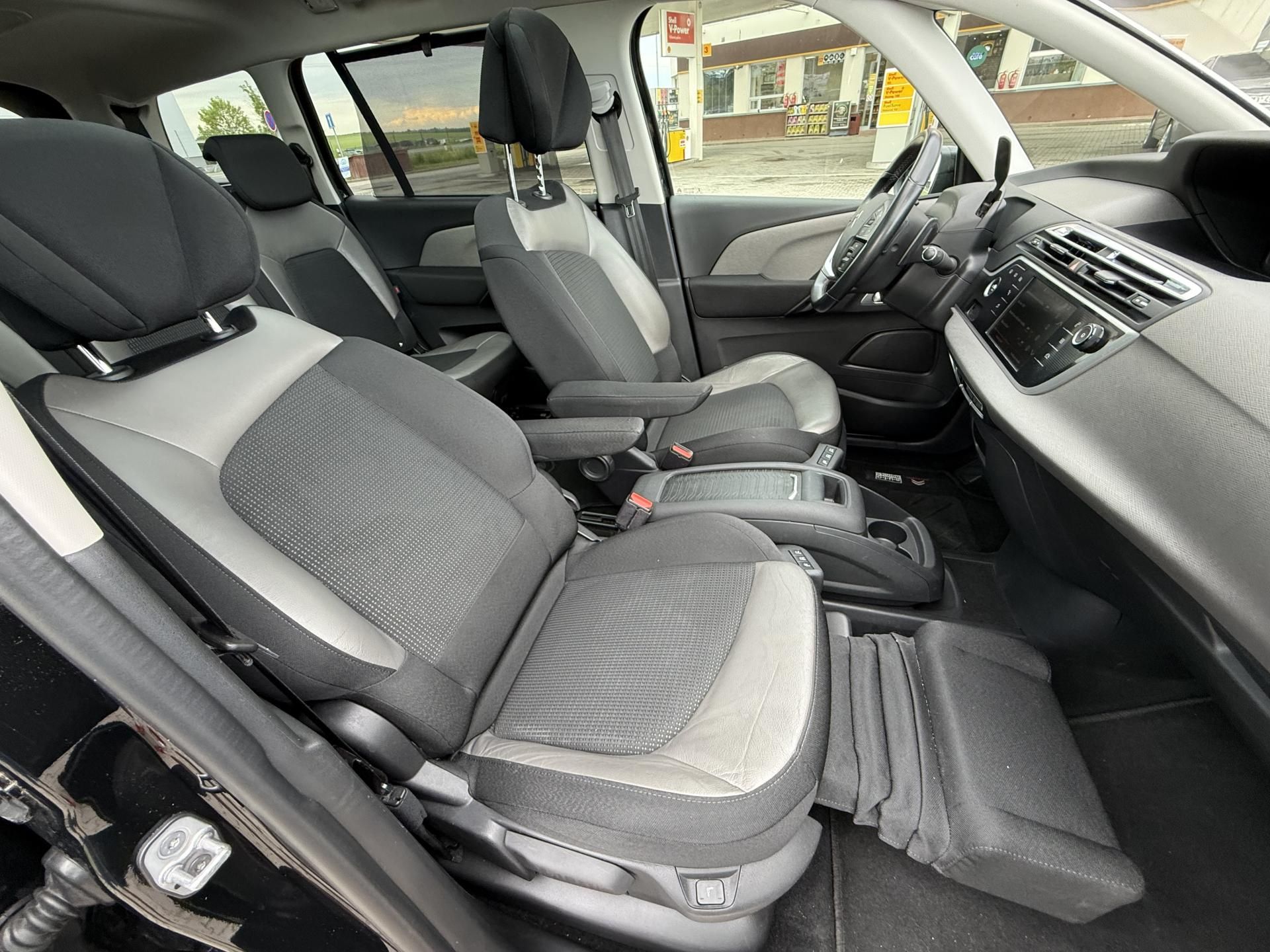 Citroën Grand C4 SpaceTourer, 2.0 HDI 110kW aut. 7 míst - fotka 6