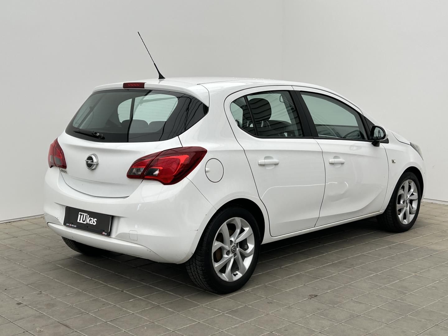 Opel Corsa, 1.4. 66kW Enjoj - fotka 5