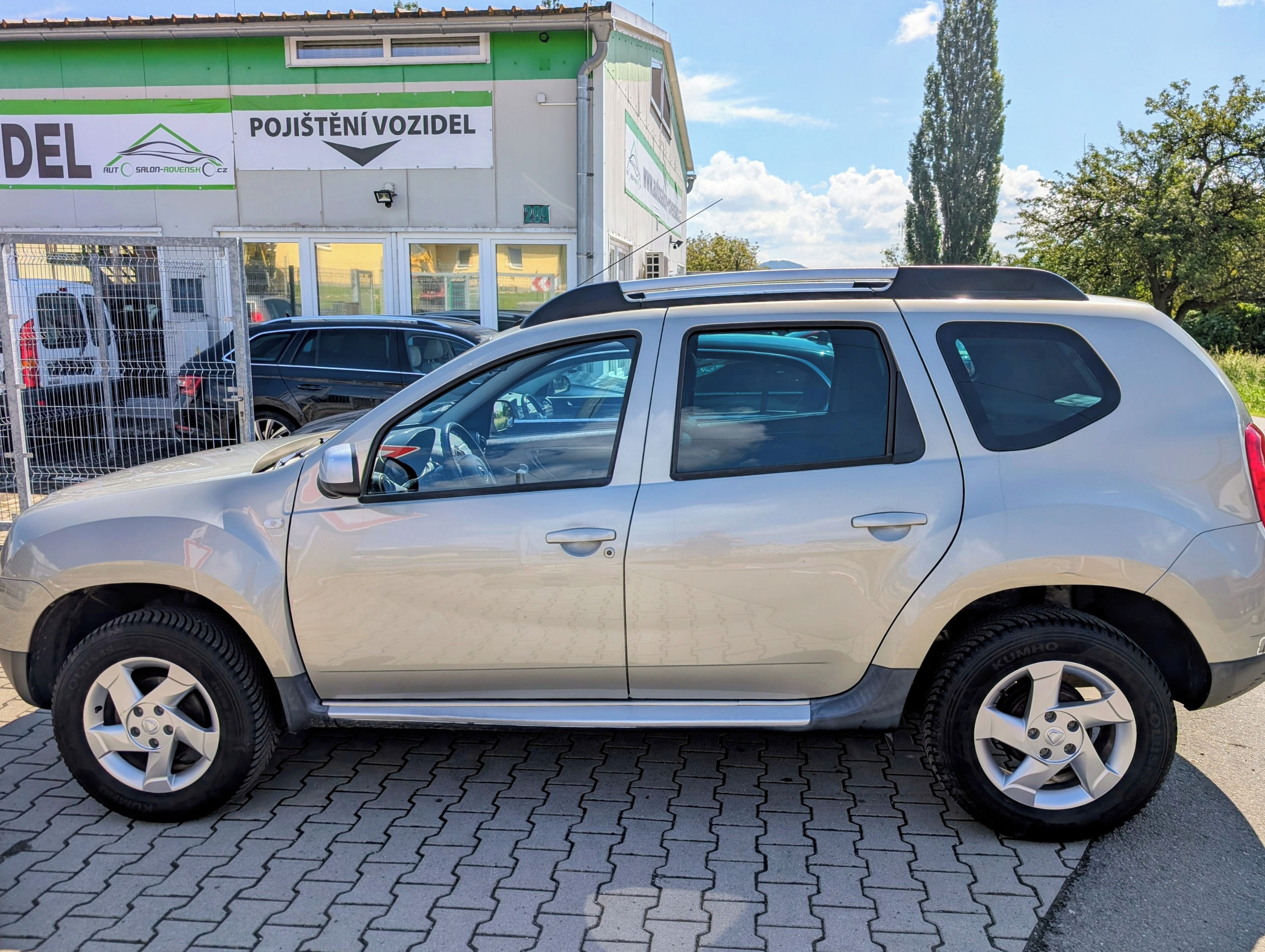Dacia Duster, 1.6i 77kW JEN 146TKM 1.MAJ. - fotka 5