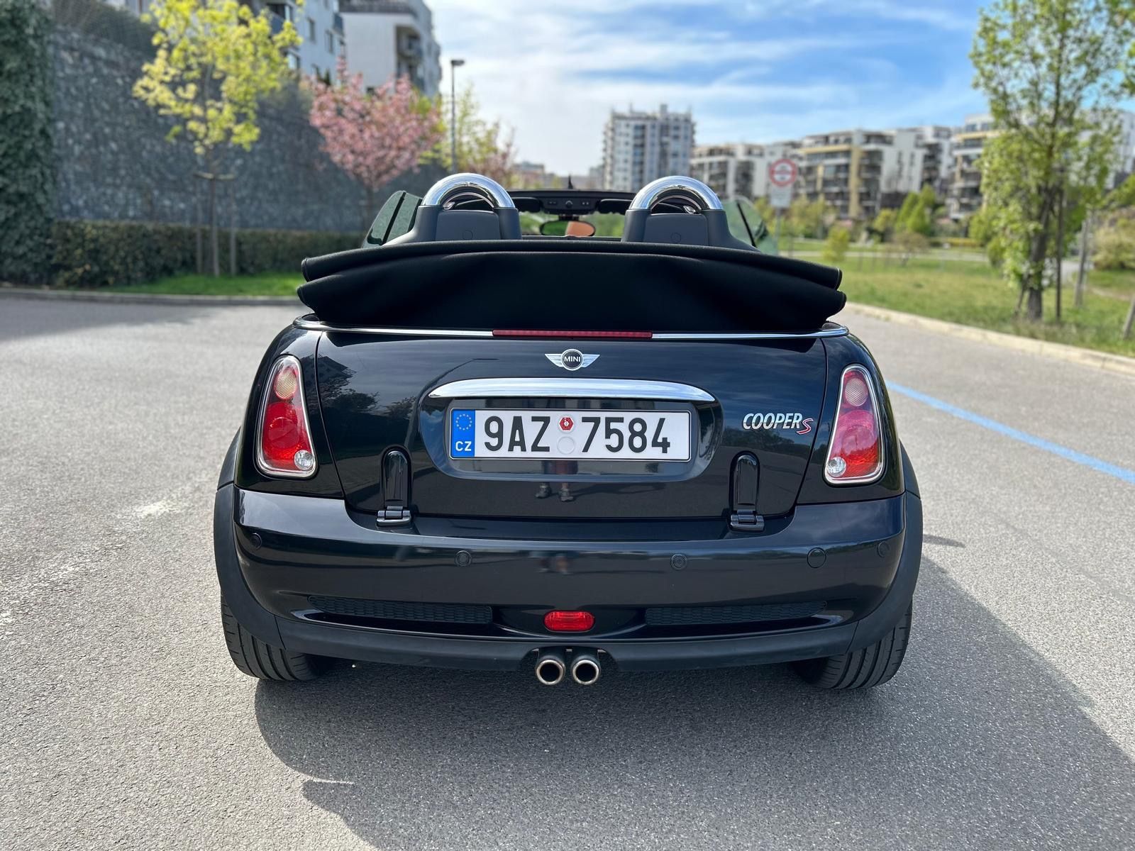 Mini Cooper S, S Cabrio Sidewalk, perfektní - fotka 5