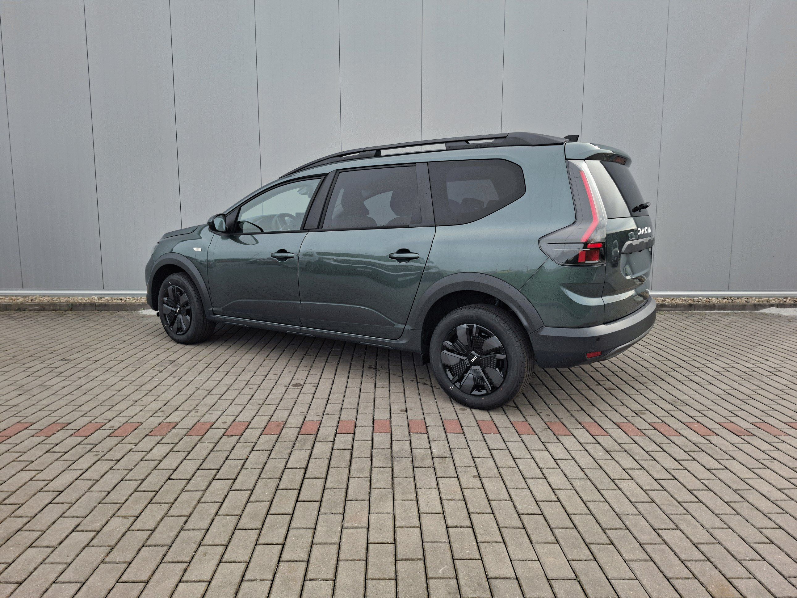 Dacia Jogger, Expression TCe 110 5 míst - fotka 2