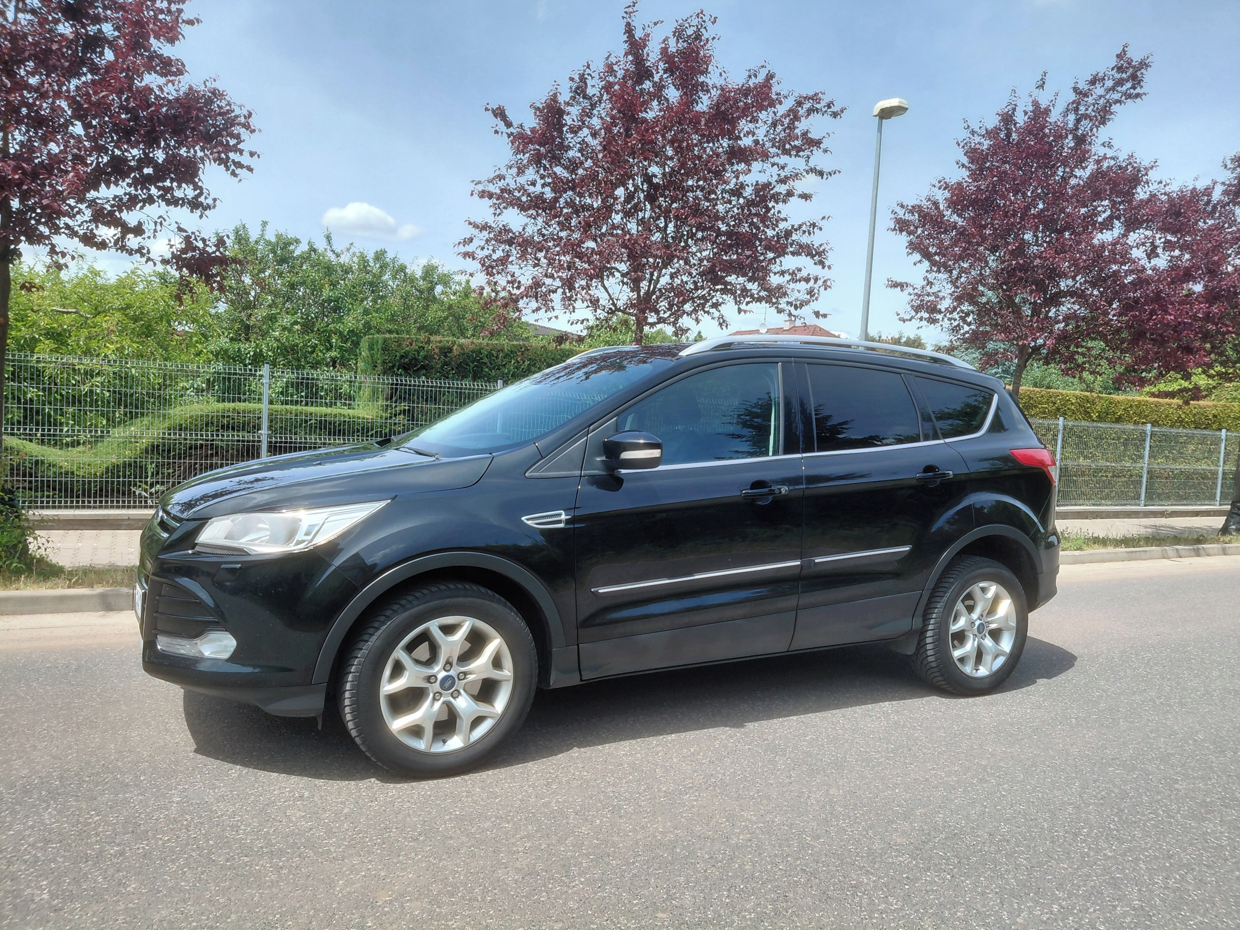 Ford Kuga, 1.6Ecoboost,Titanium,TOP - fotka 4