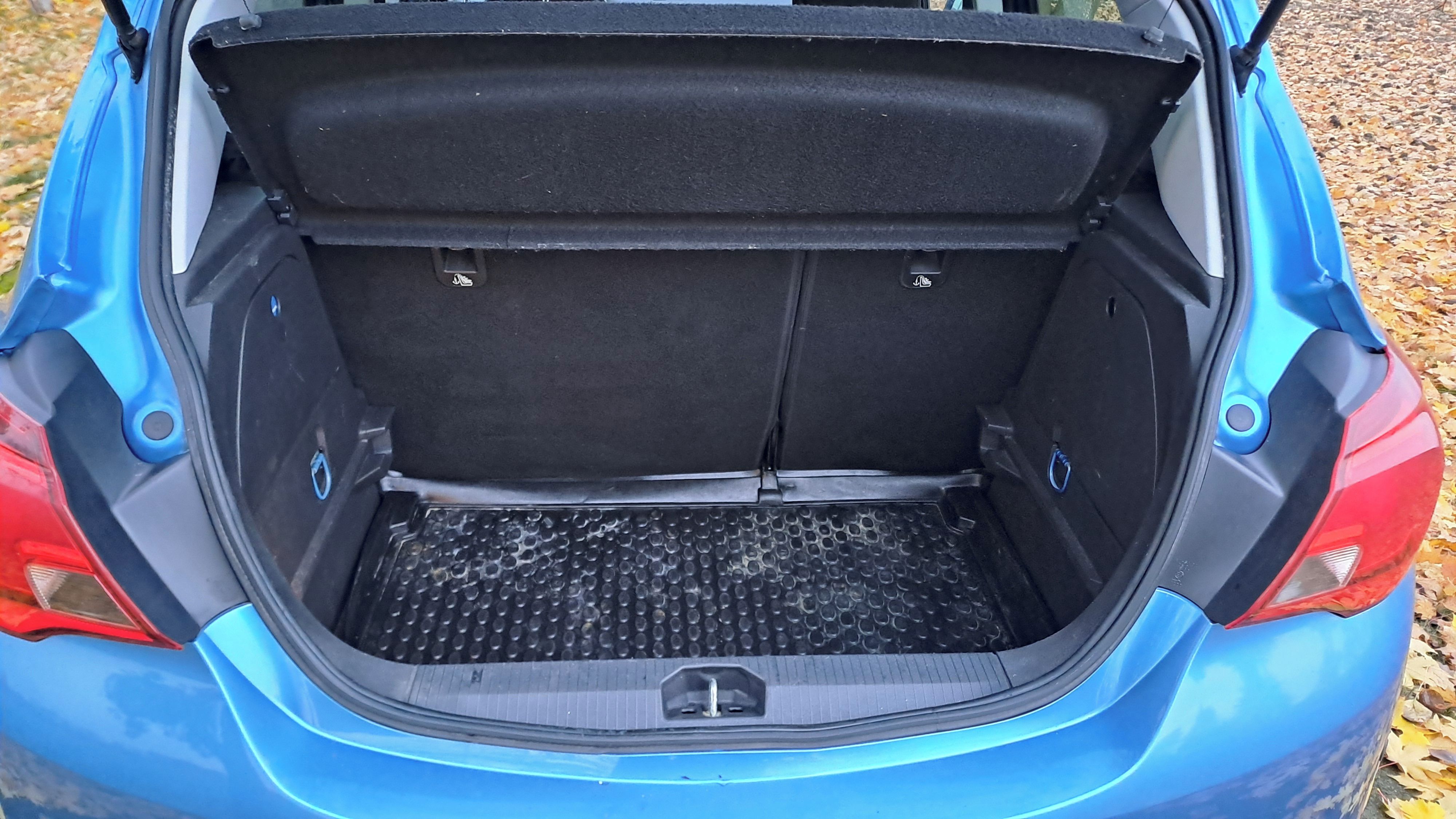 Opel Corsa, Opel Corsa E, Active,1.2 51kW - fotka 5