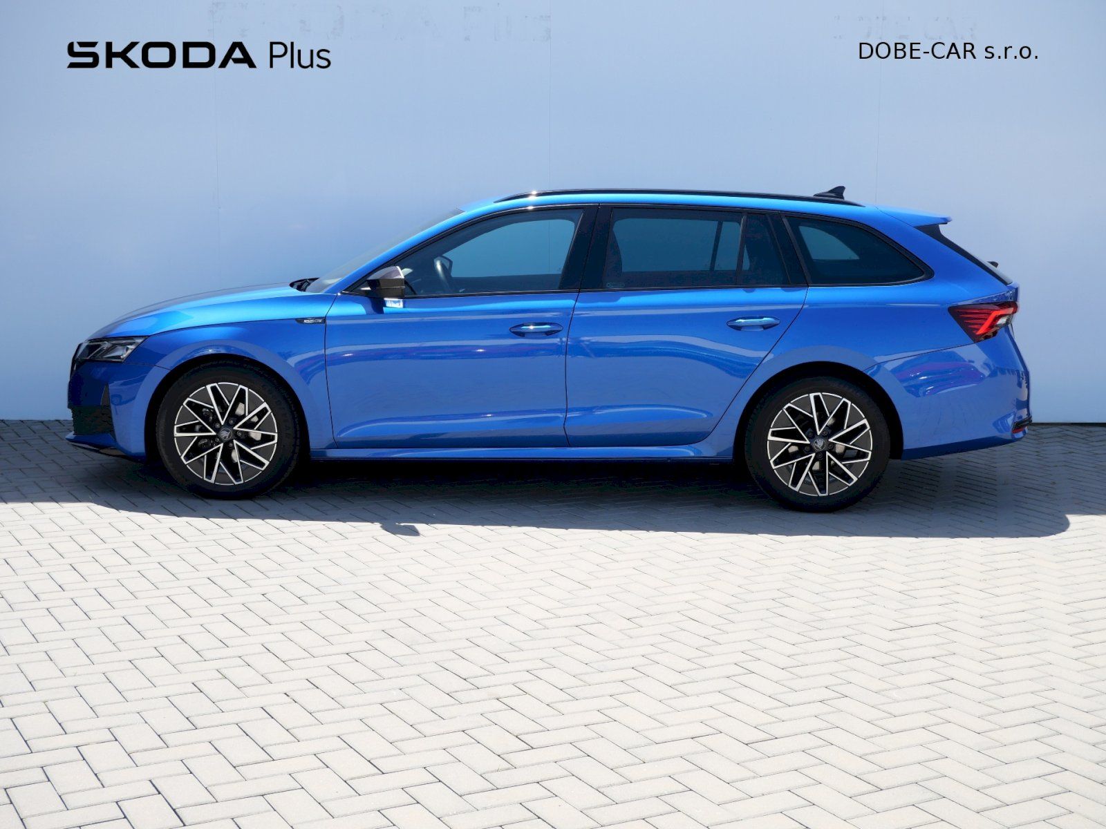 Škoda Octavia, OCT.COMBI SPORTLINE 2,0 TDI 11 - fotka 3