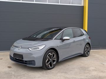 1st, 150 kW, IQ, ACC, Keyless