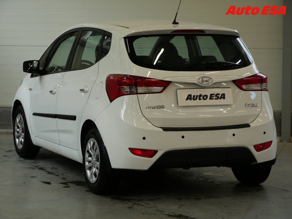 Hyundai ix20, 1.4i,ČR - fotka 6
