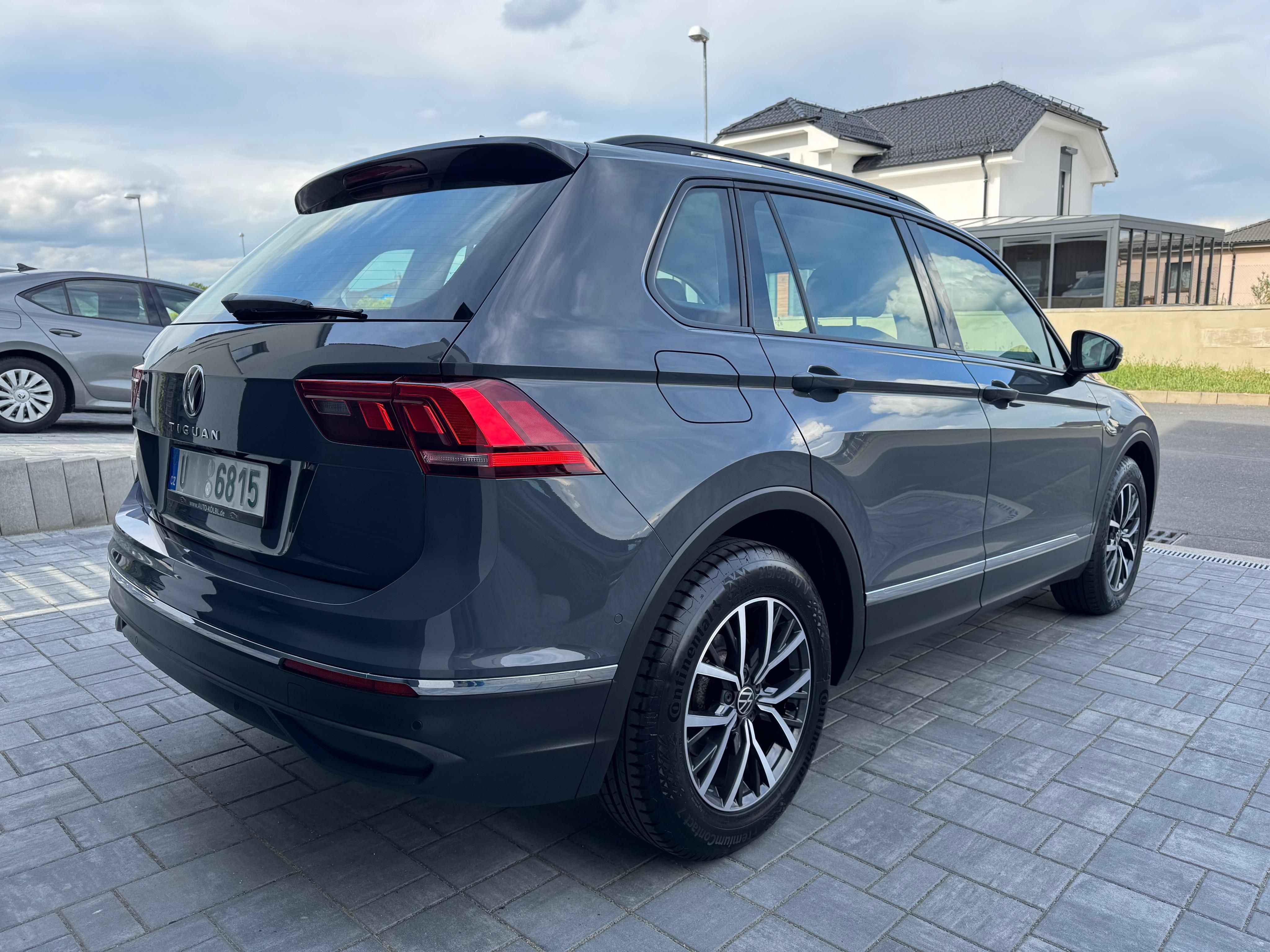 Volkswagen Tiguan, 2.0TDI 110kw DSG FACELIFT TOP - fotka 3