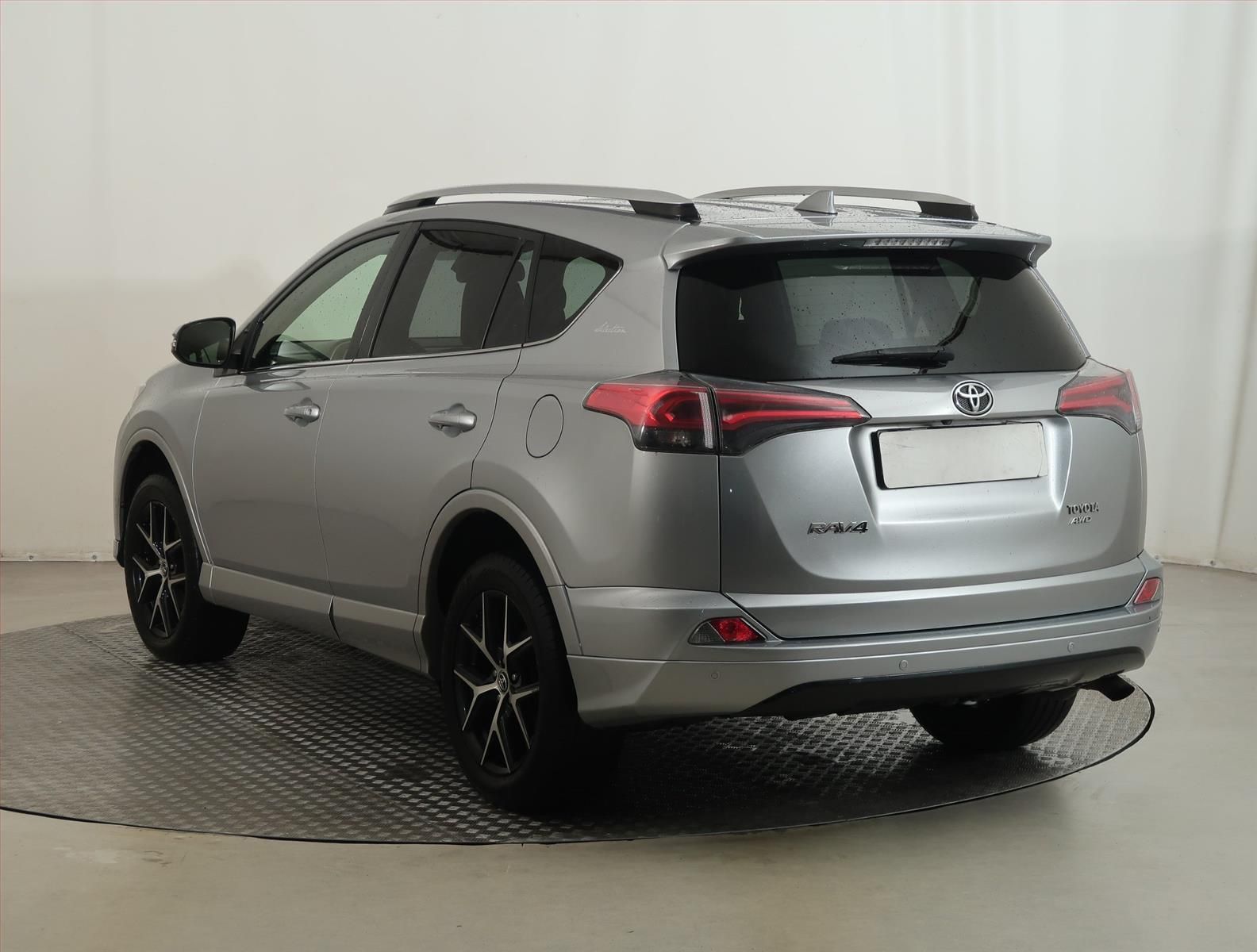 Toyota Rav4, 2.0 VVT-i, Selection, 4X4 - fotka 4
