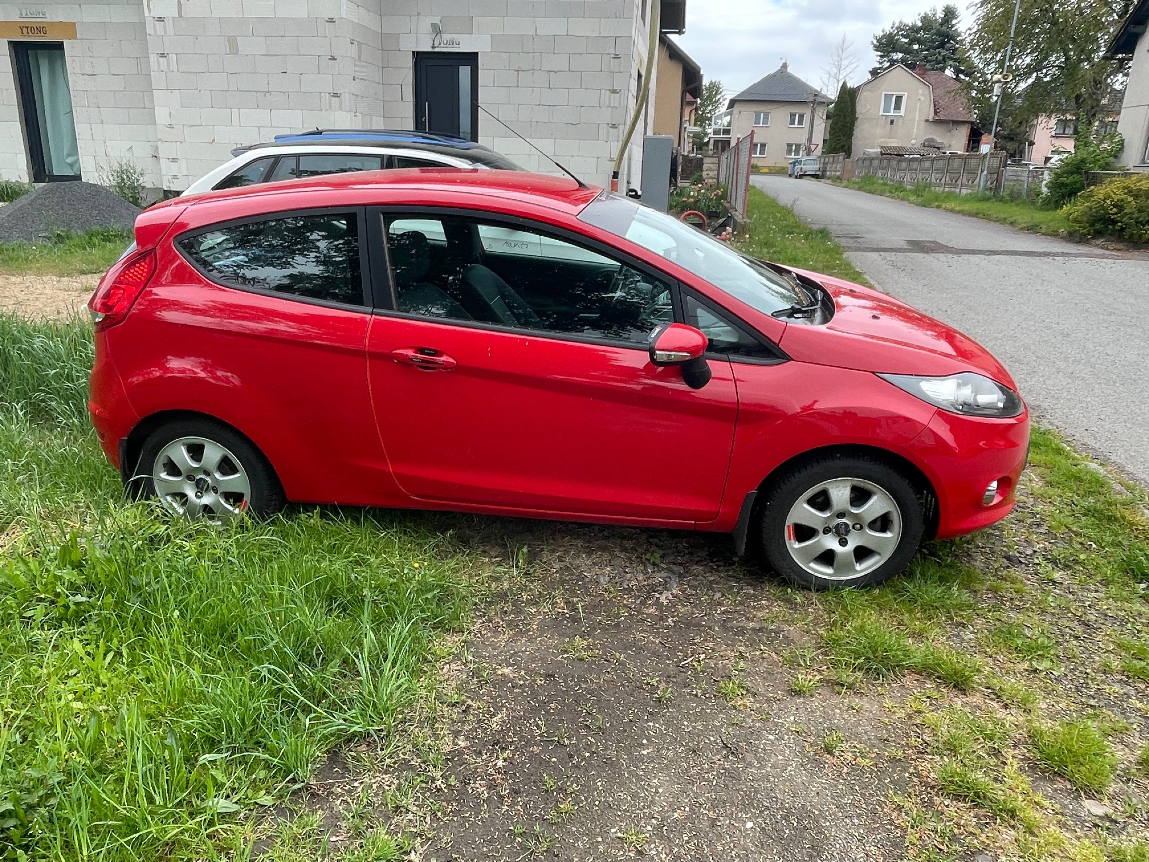 Ford Fiesta, Ford Fiesta 1,25 - Servisováno - fotka 3