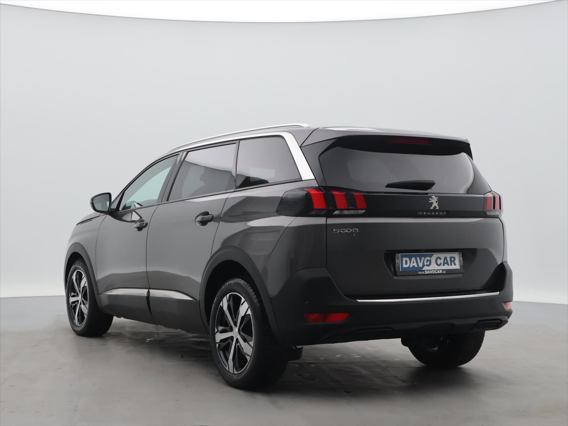 Peugeot 5008, 1,5 HDi 96 kW Allure Aut. 7 Mí - fotka 5